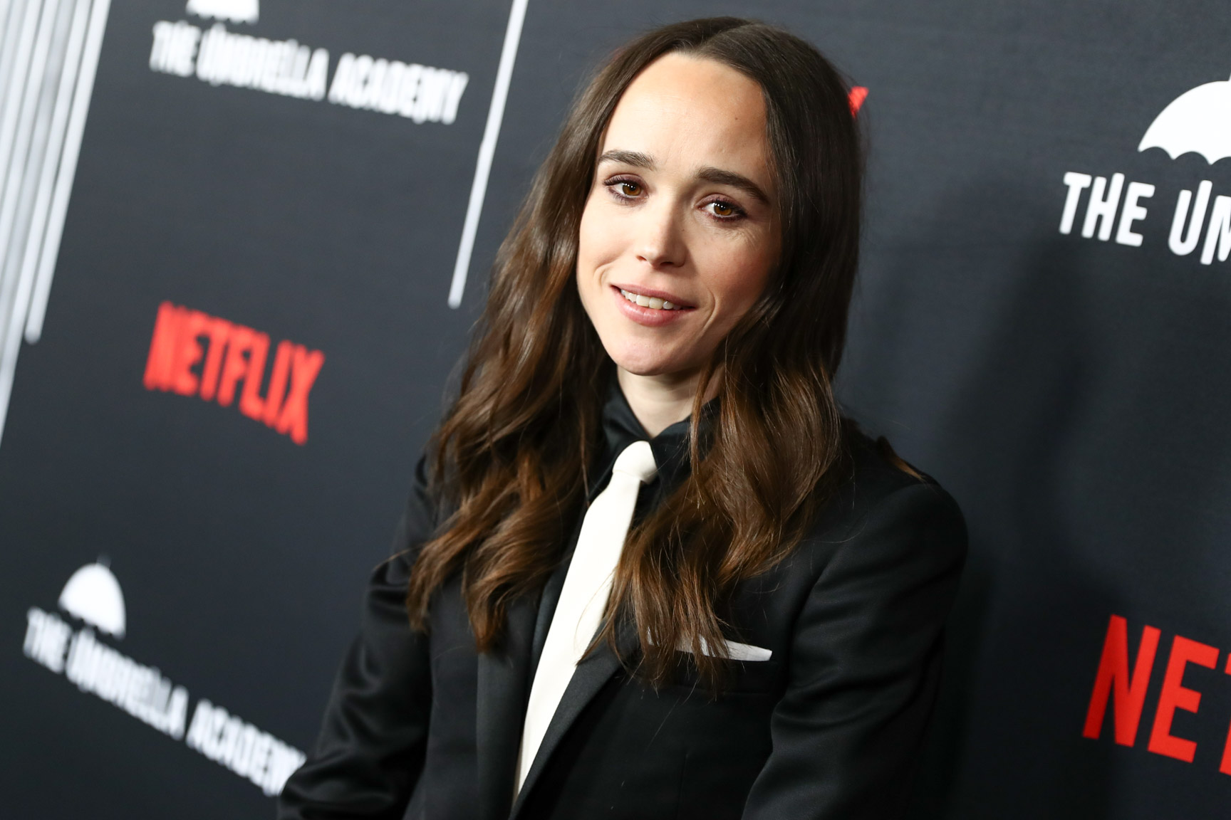 Ellen Page has Kristen Wiig's name permanently tattooed on her arm