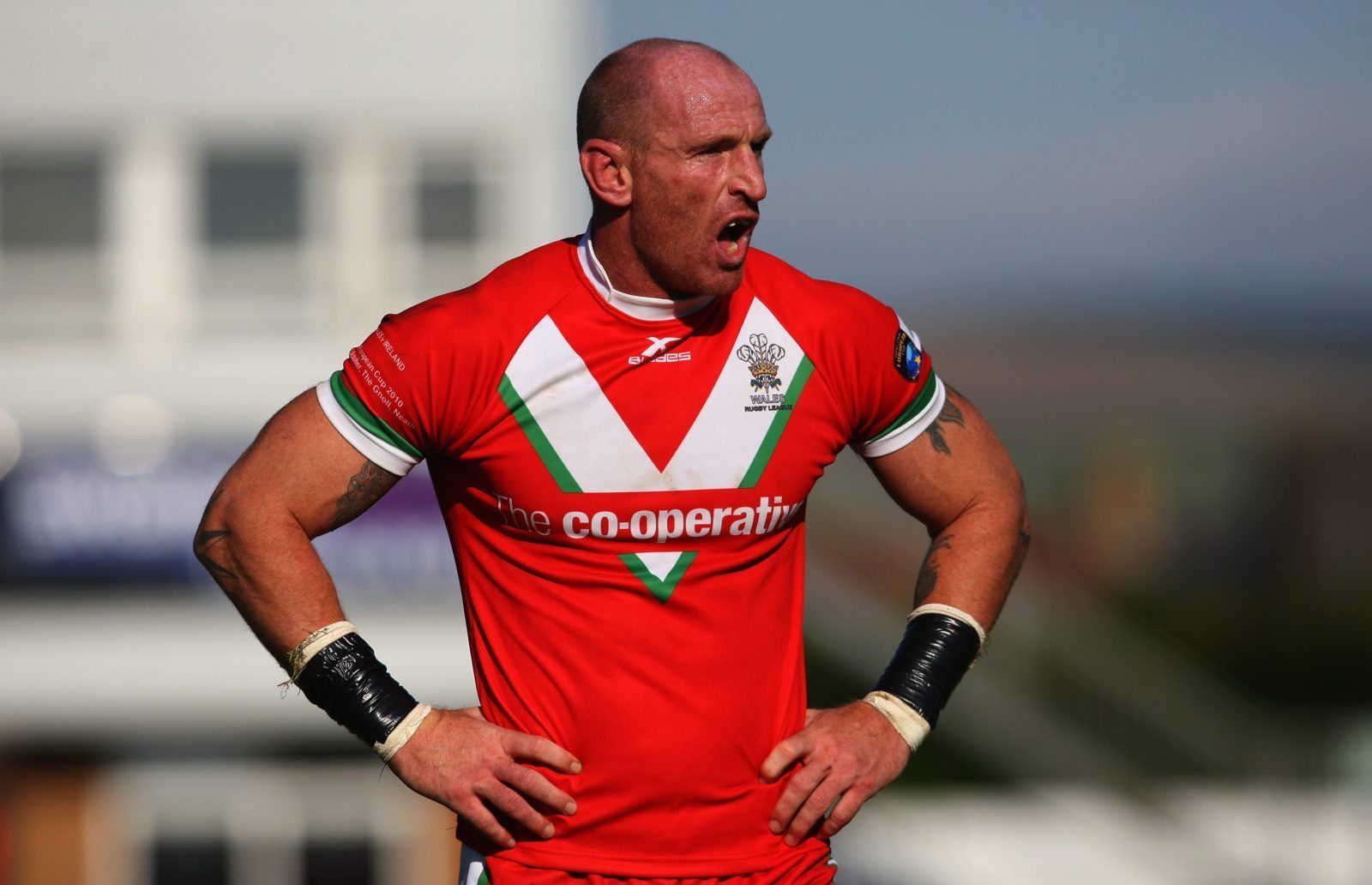 Rugby star Gareth Thomas says he was victim of homophobic attack