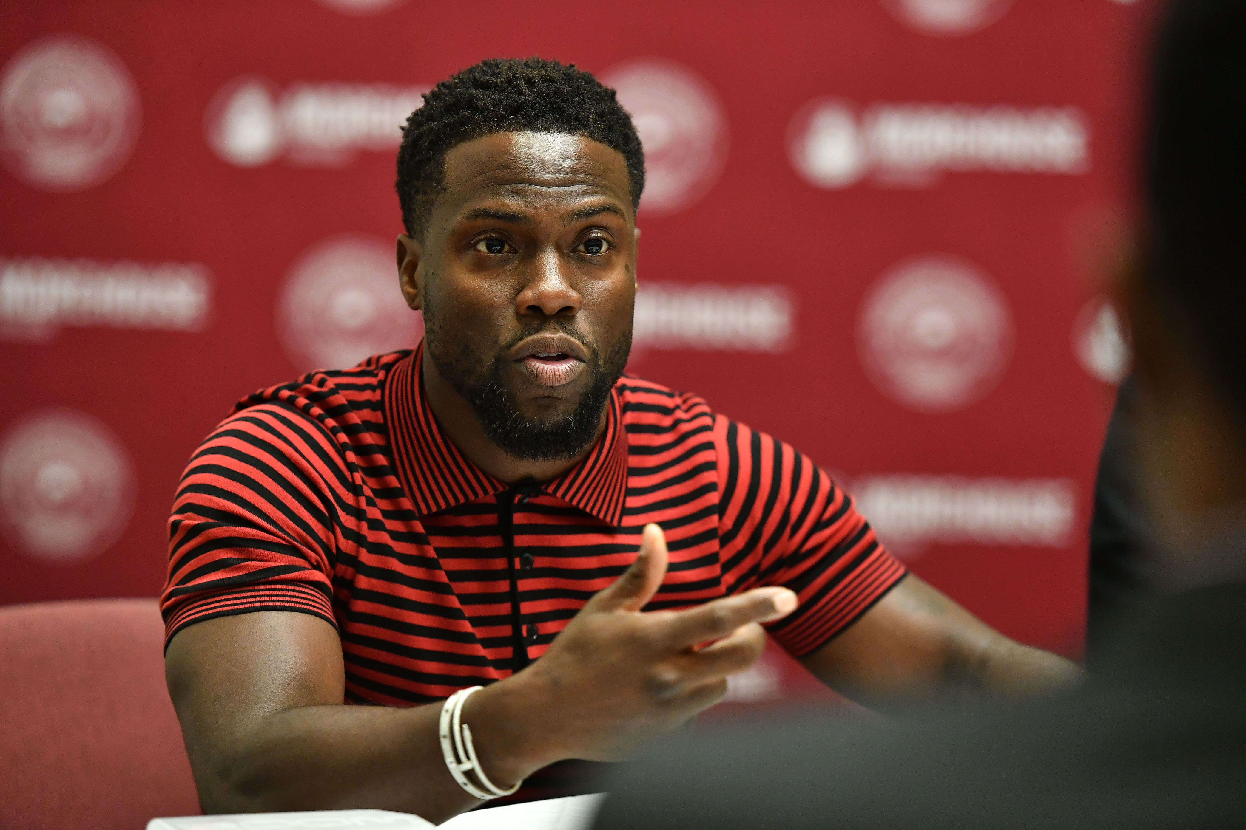 Kevin Hart attempts apology, laments 'bullish' LGBT community