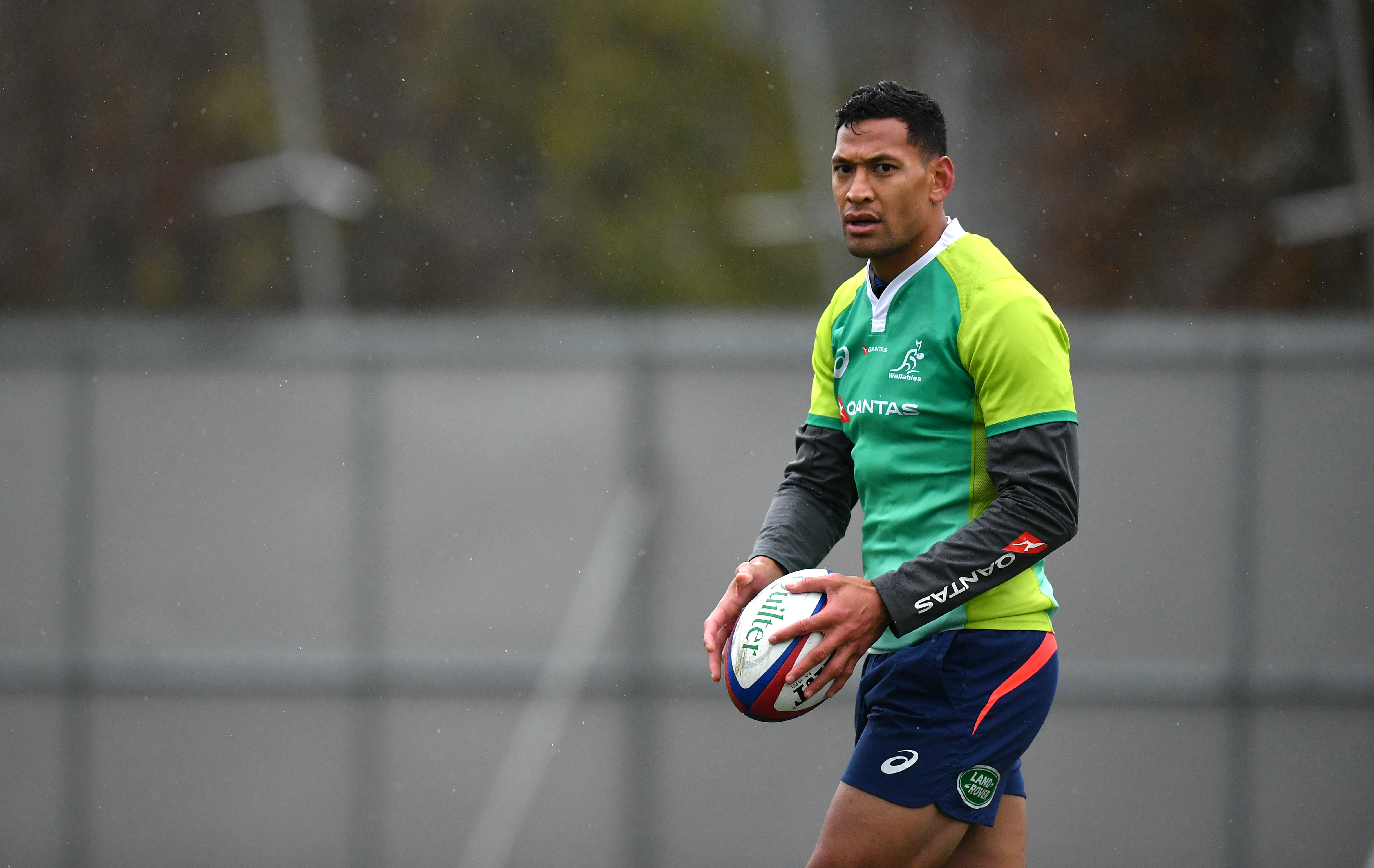 Rugby icon Ian Roberts condemns Israel Folau's anti-gay remarks