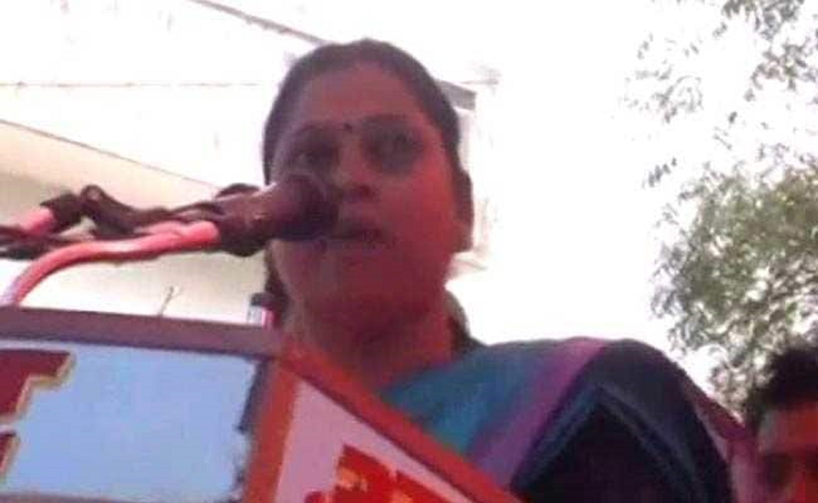 India politician under fire for calling rival 'worse than a transgender person'