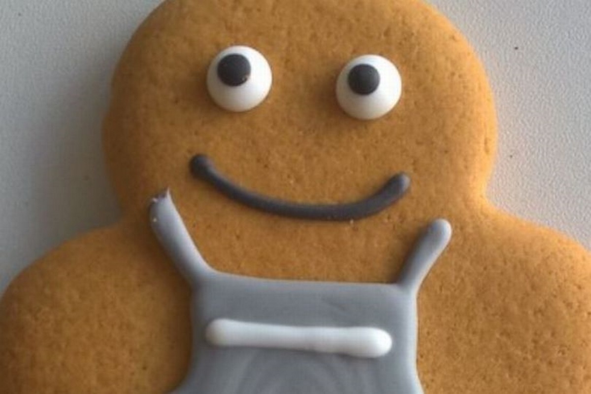 Co-op wants the public to name its new gender neutral gingerbread person