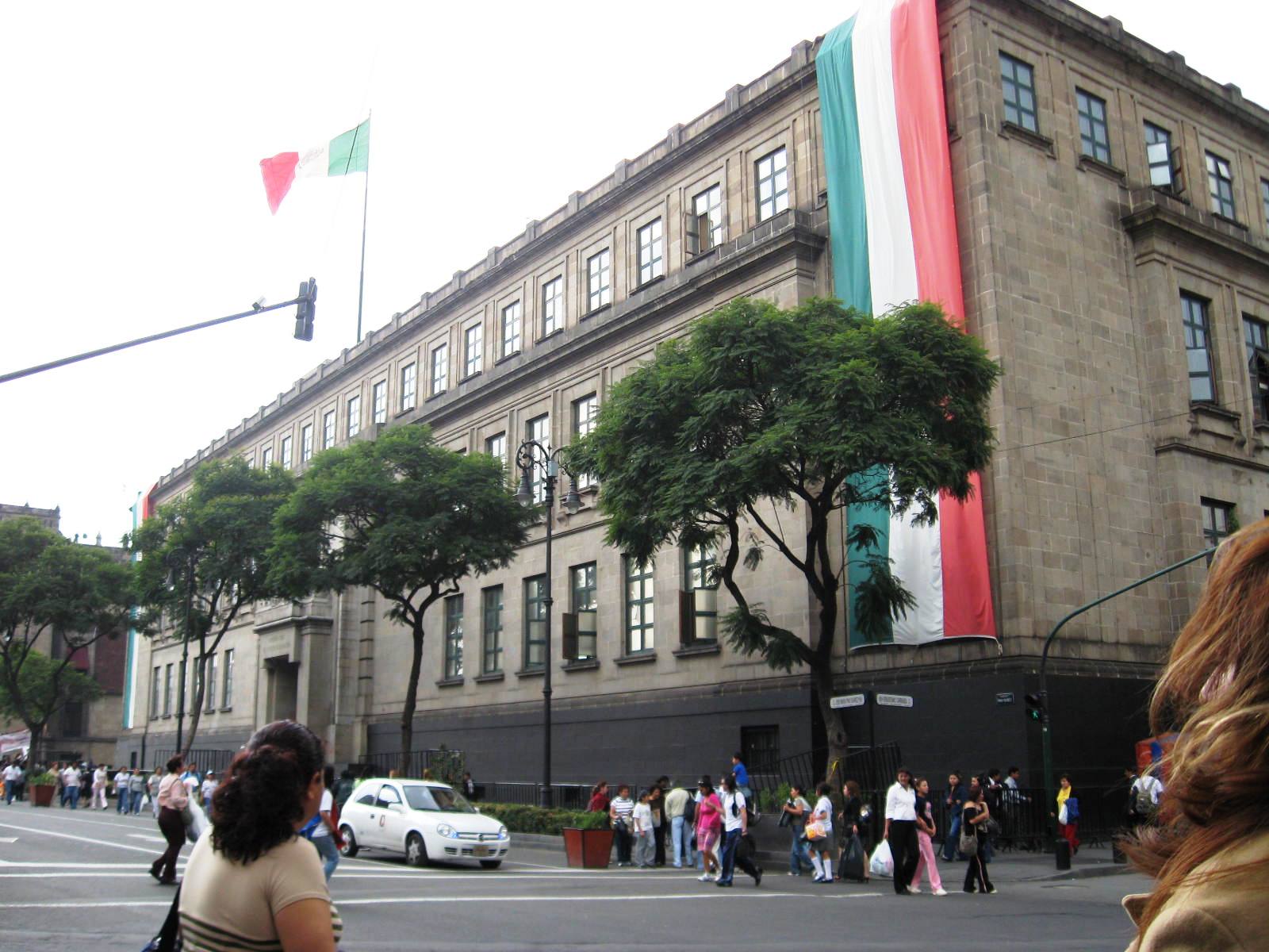 Mexico’s Supreme Court grants new birth certificate to transgender citizen