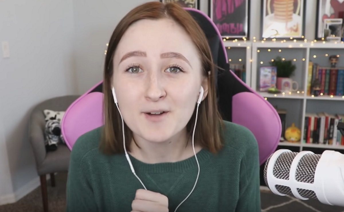 Sims 4 news: YouTuber Lilsimsie praised for making Sims 4 bathrooms gender neutral