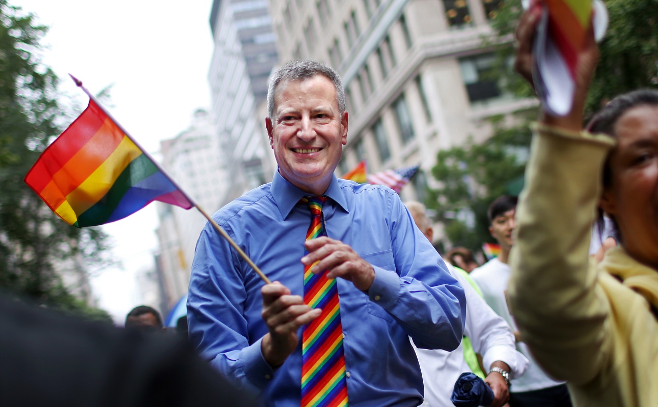 New York mayor hails end of ban on gays groups in St Patrick's Day Parade