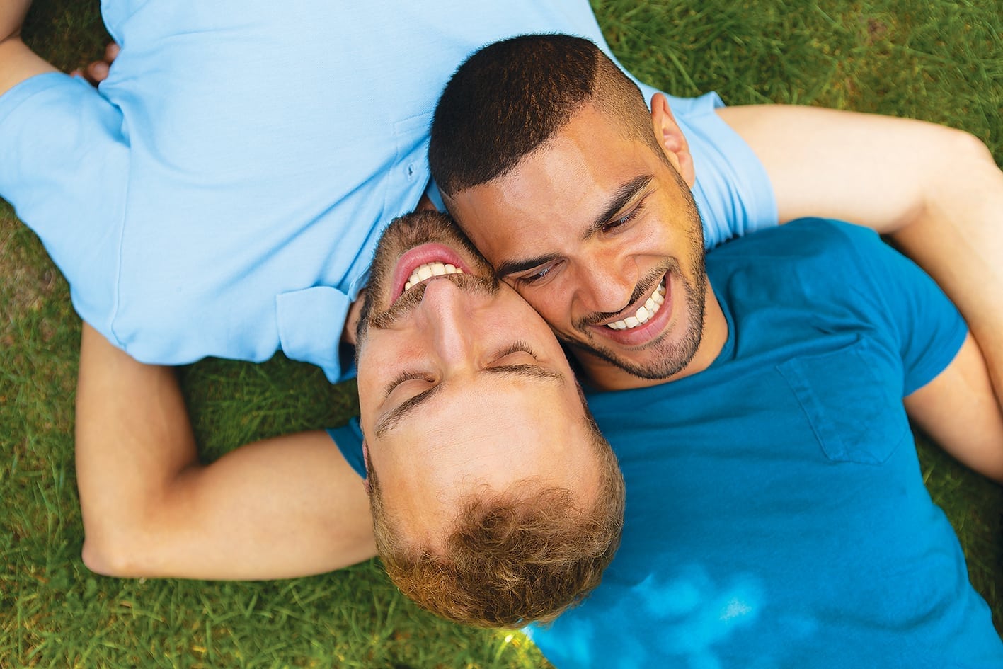 Nearly one third of gay people 'swipe left' on HIV-positive dating app users