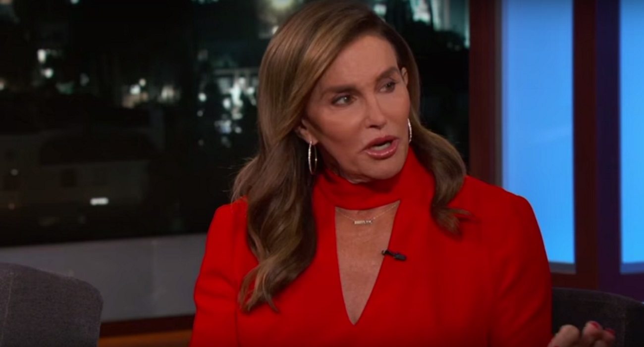 Pizza shop apologises for Caitlyn Jenner bathroom signs