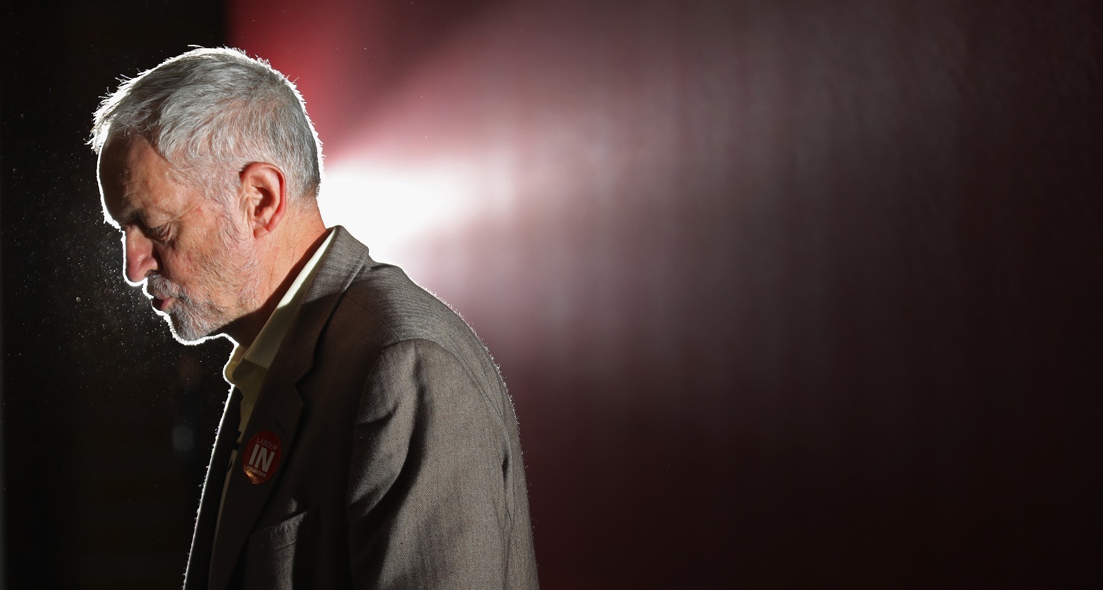 Labour MPs overwhelmingly reject Jeremy Corbyn as resignation calls intensify