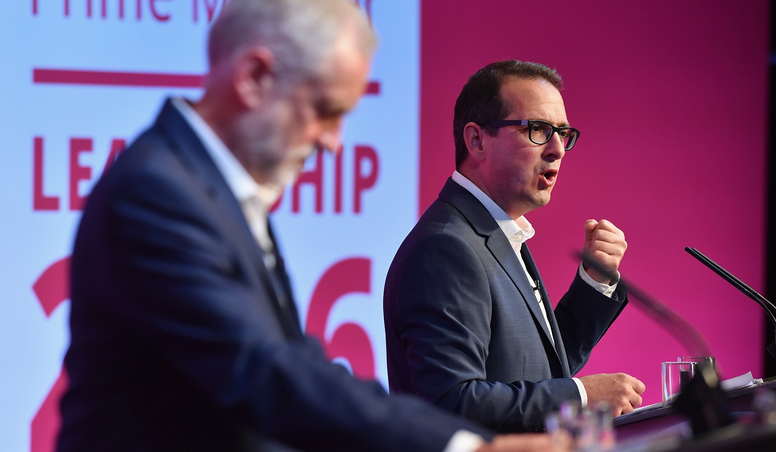 Owen Smith: Jeremy Corbyn 'should not have taken money' from Iranian propaganda channel