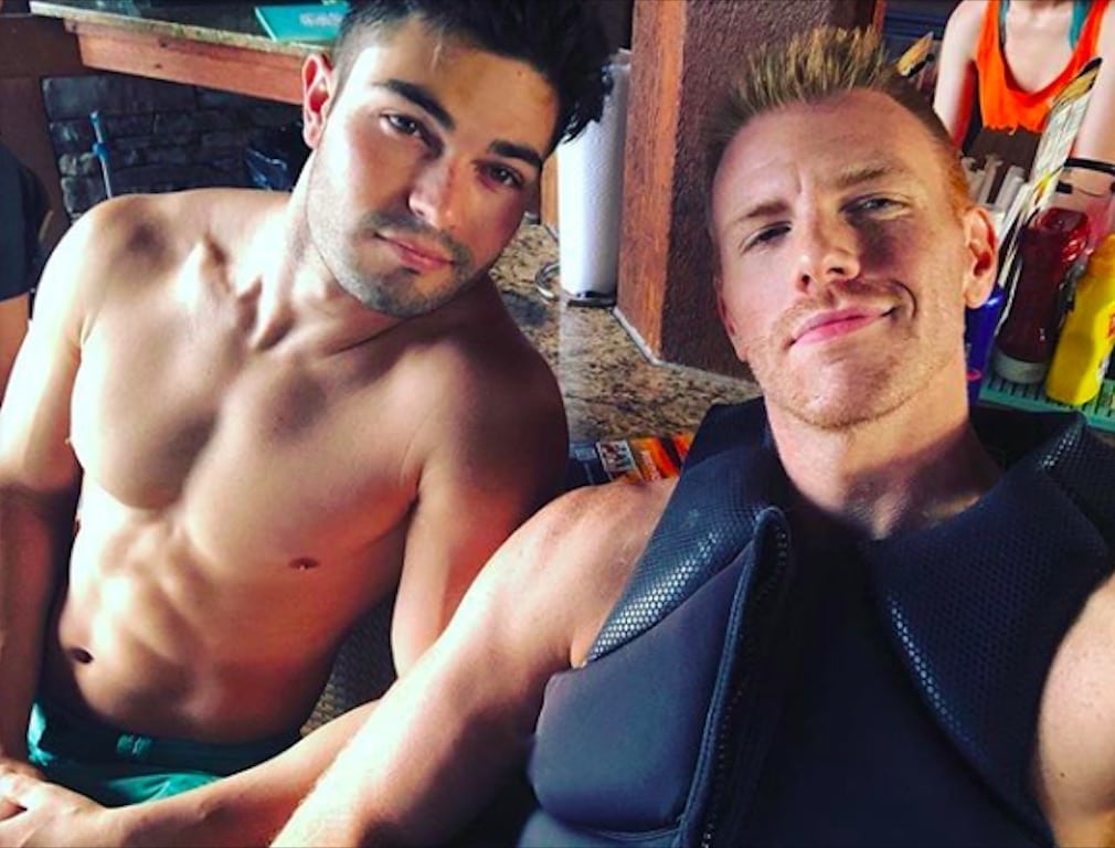 This Walking Dead actor took a photo with a gay porn star and social media lit up