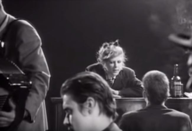 Students says 'faggot' is as bad as the 'N word' in Fairytale of New York