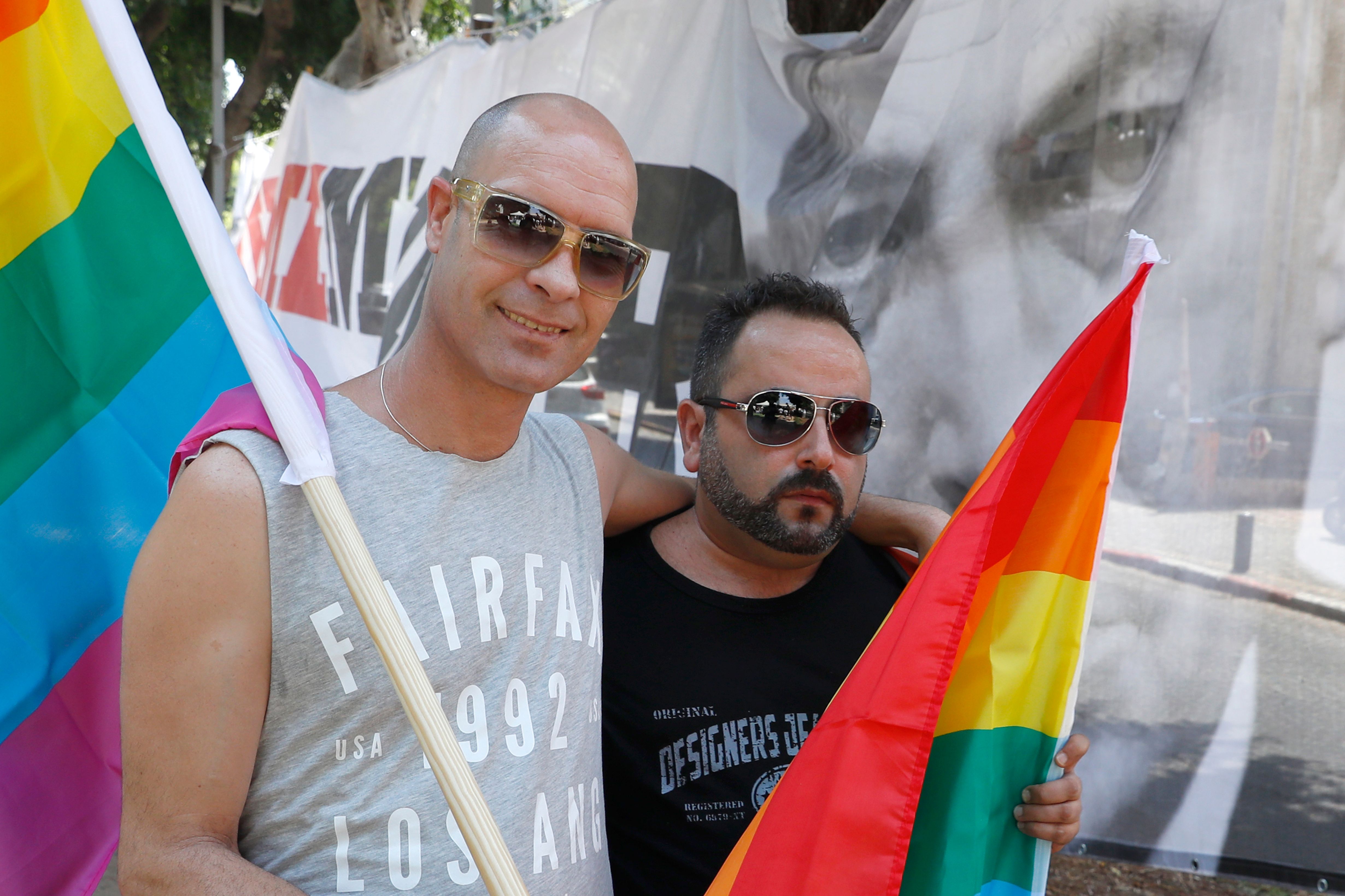 Gay parents win Israeli court fight on birth certificates