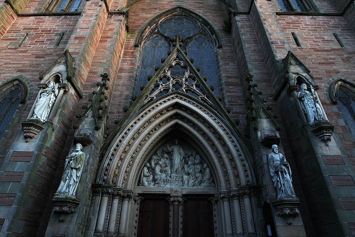 The Scottish Episcopal Church has voted in favour of same-sex weddings