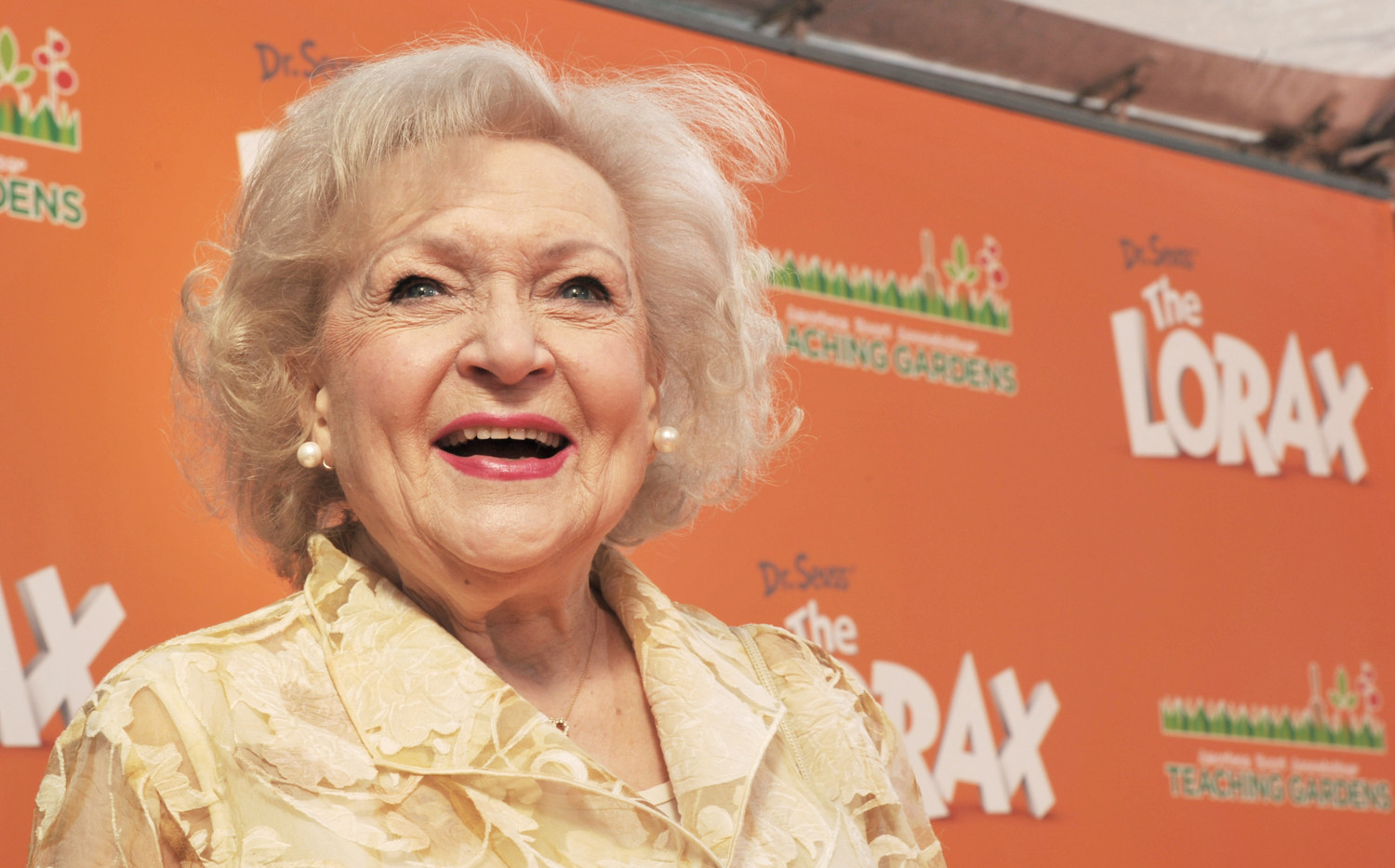 Fan launches campaign to save Betty White from 2016