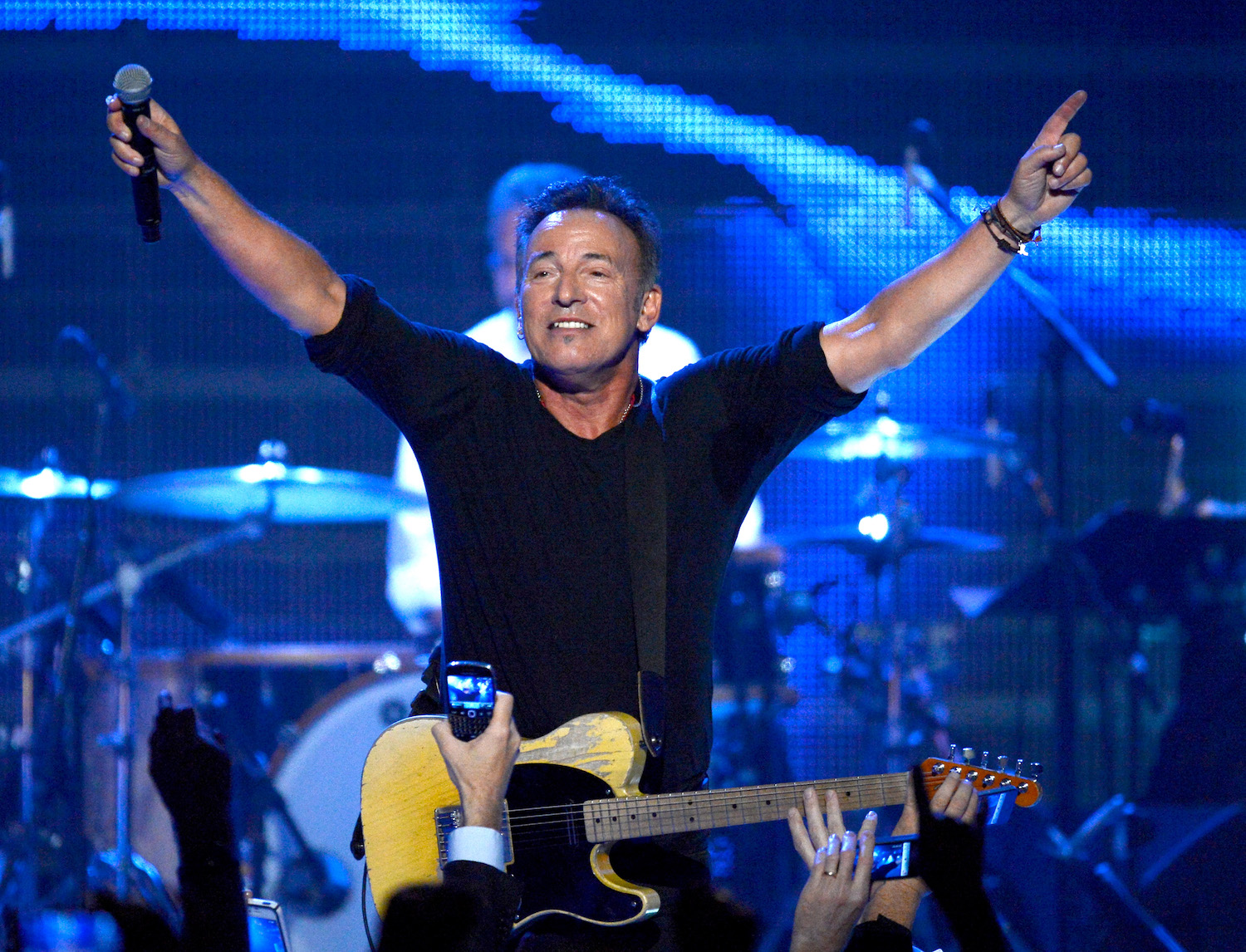 Bruce Springsteen dumps North Carolina over bigoted anti-LGBT law
