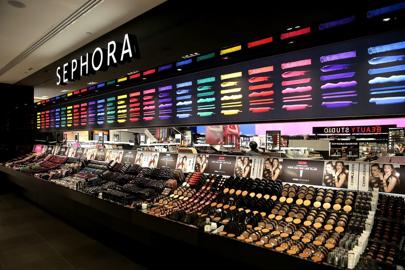 Sephora to roll out makeup classes for trans people by trans people