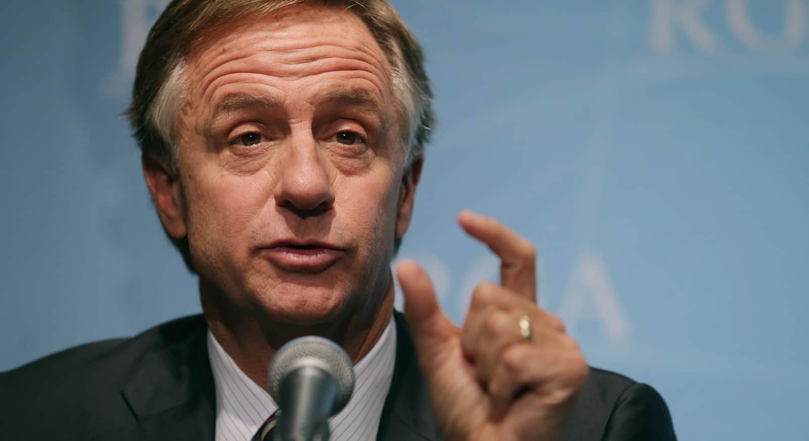 Tennessee lawmakers pass bill undermining rights of married same-sex couples