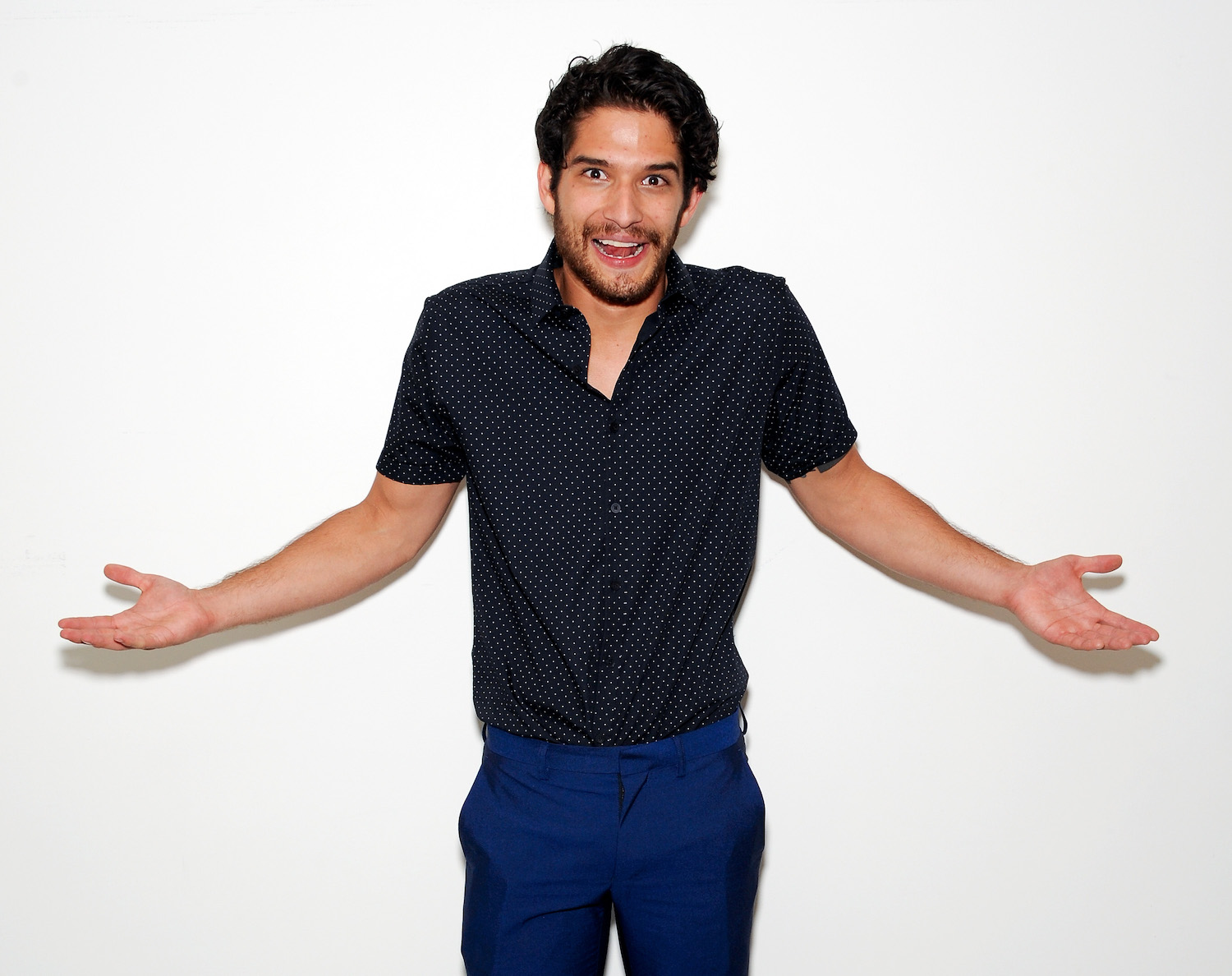 Teen Wolf star Tyler Posey confuses fans with Snapchat saying 'I'm gay!' (VIDEO)