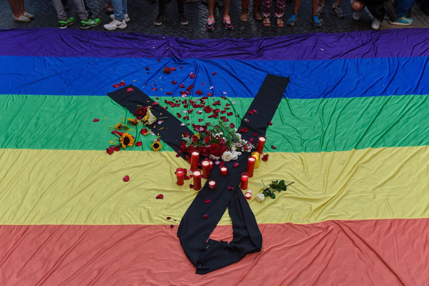 GoFundMe for Orlando mass shooting victims' families is fastest ever to reach $1m
