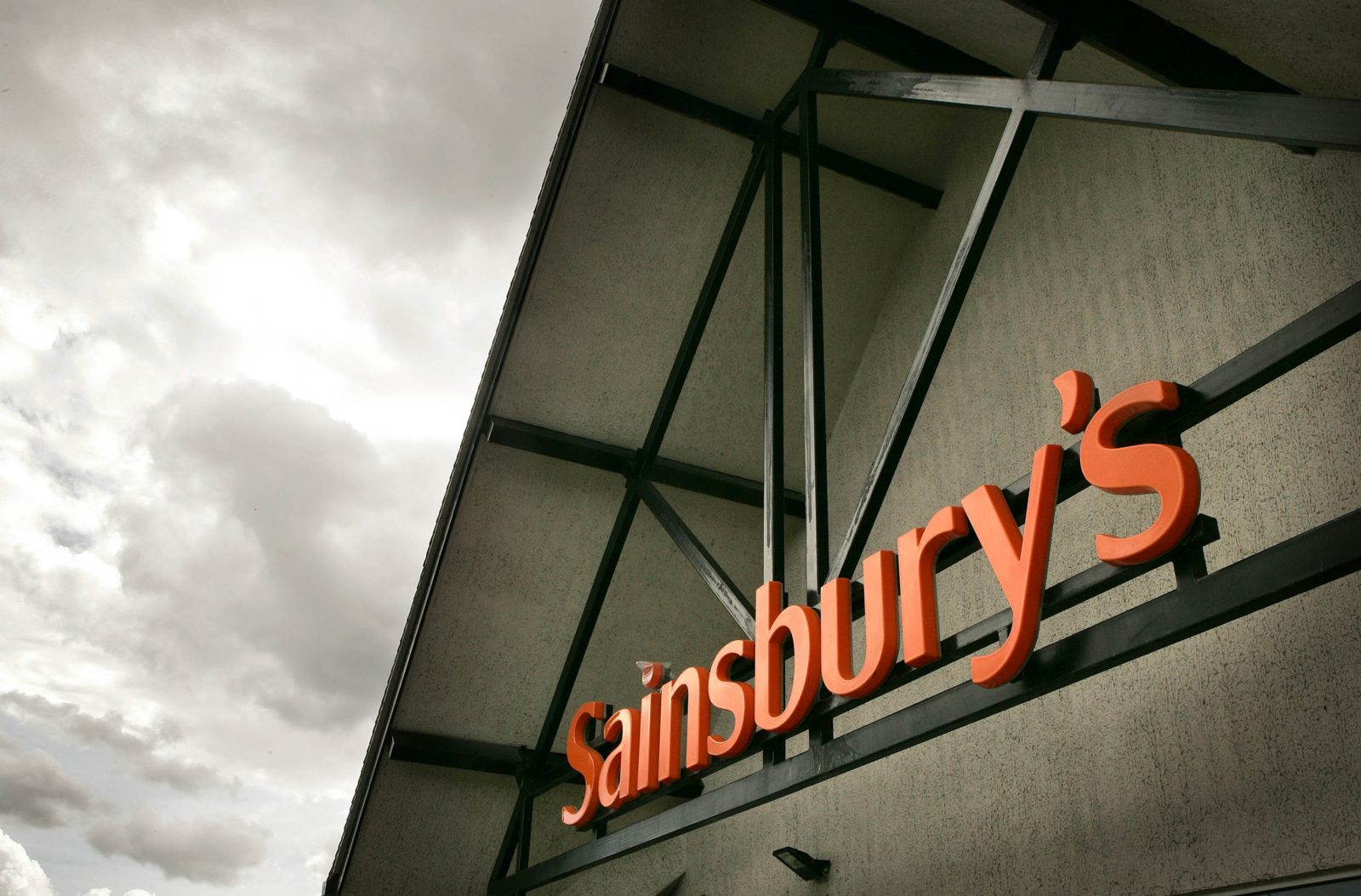 Sainsbury's boss 'calls customer f***ing faggot', claims he was just talking about mother's dinner