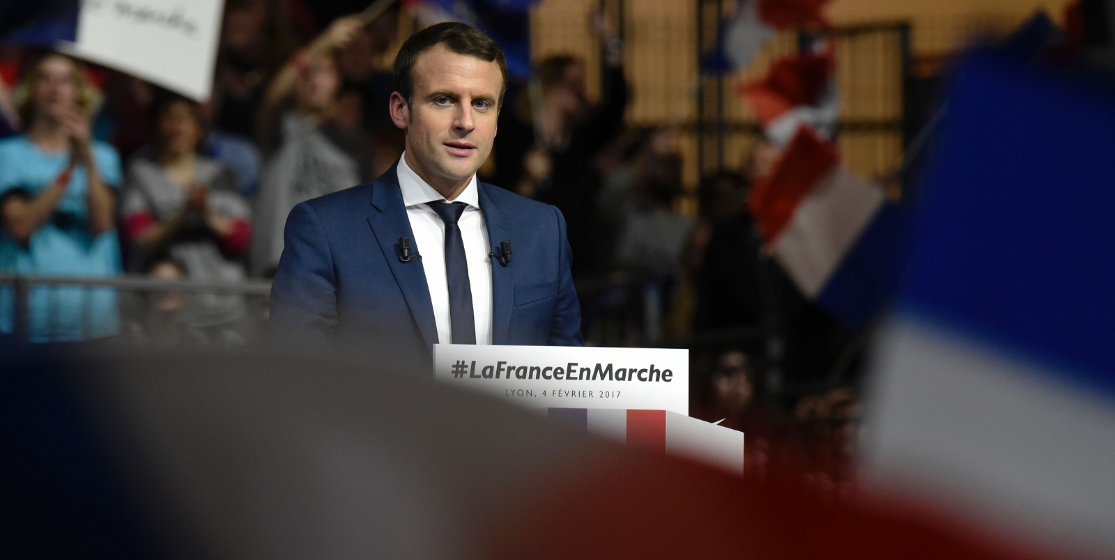 French Presidential hopeful laughs off claims about 'secret gay life'