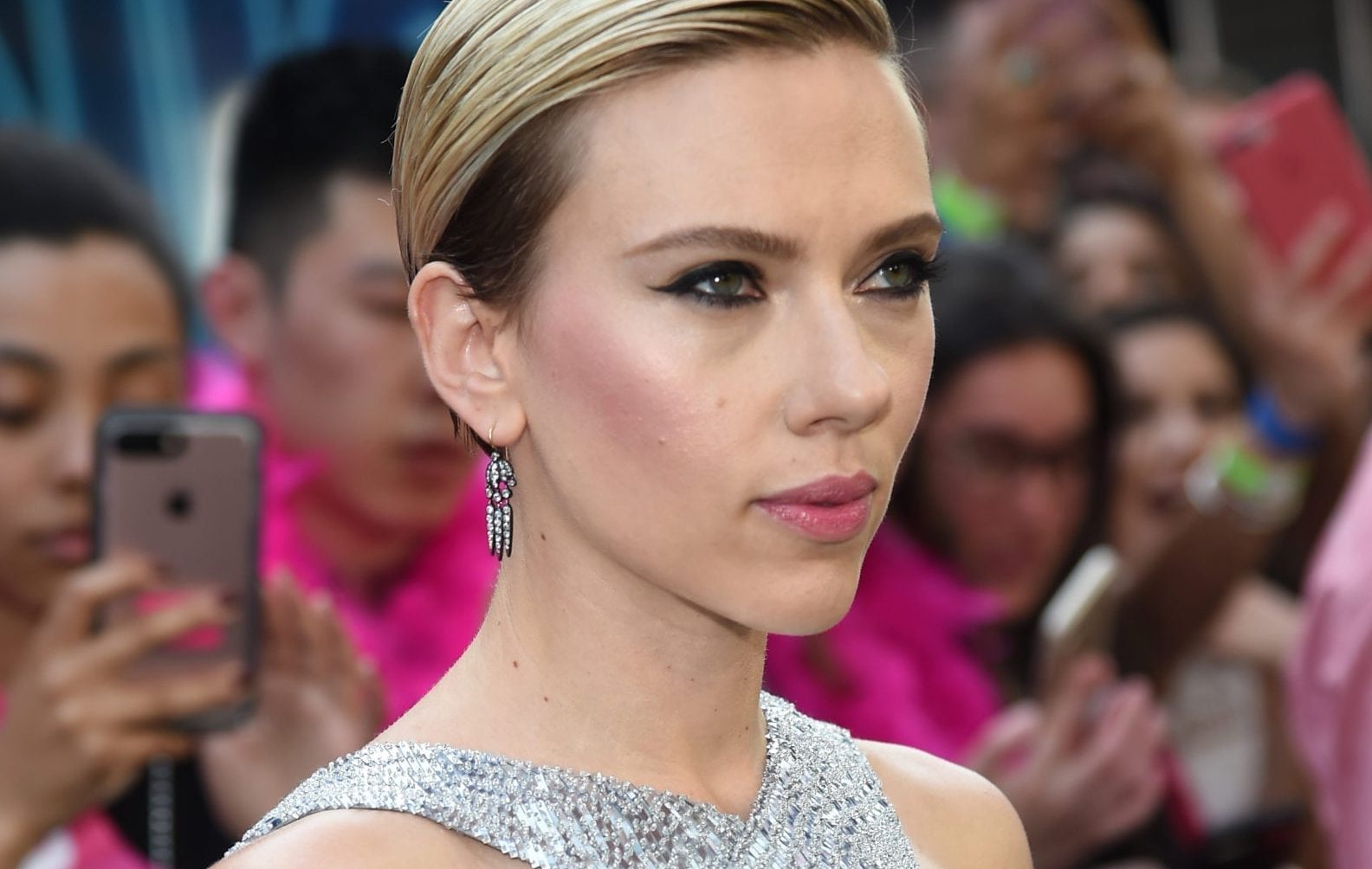 Business Insider issues LGBT sensitivity guidelines after controversial Scarlett Johansson transgender article
