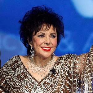 Elizabeth Taylor ran a 'secret underground HIV drugs network' in her home