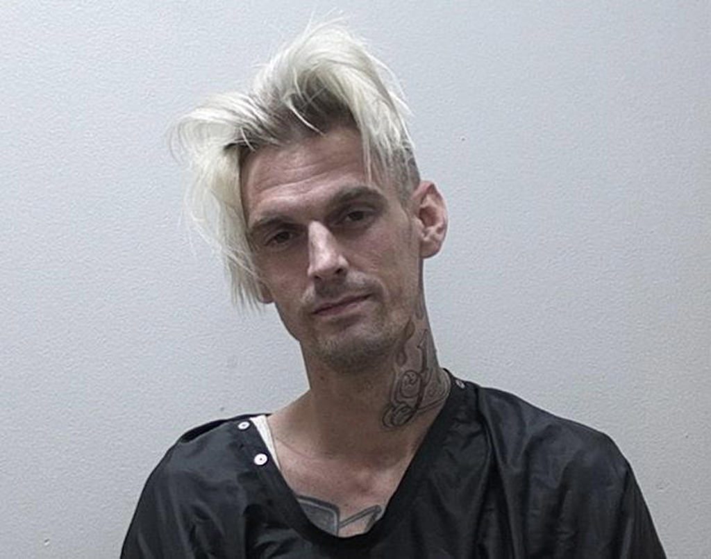 TV doctors intervene over fears for Aaron Carter as he checks into rehab