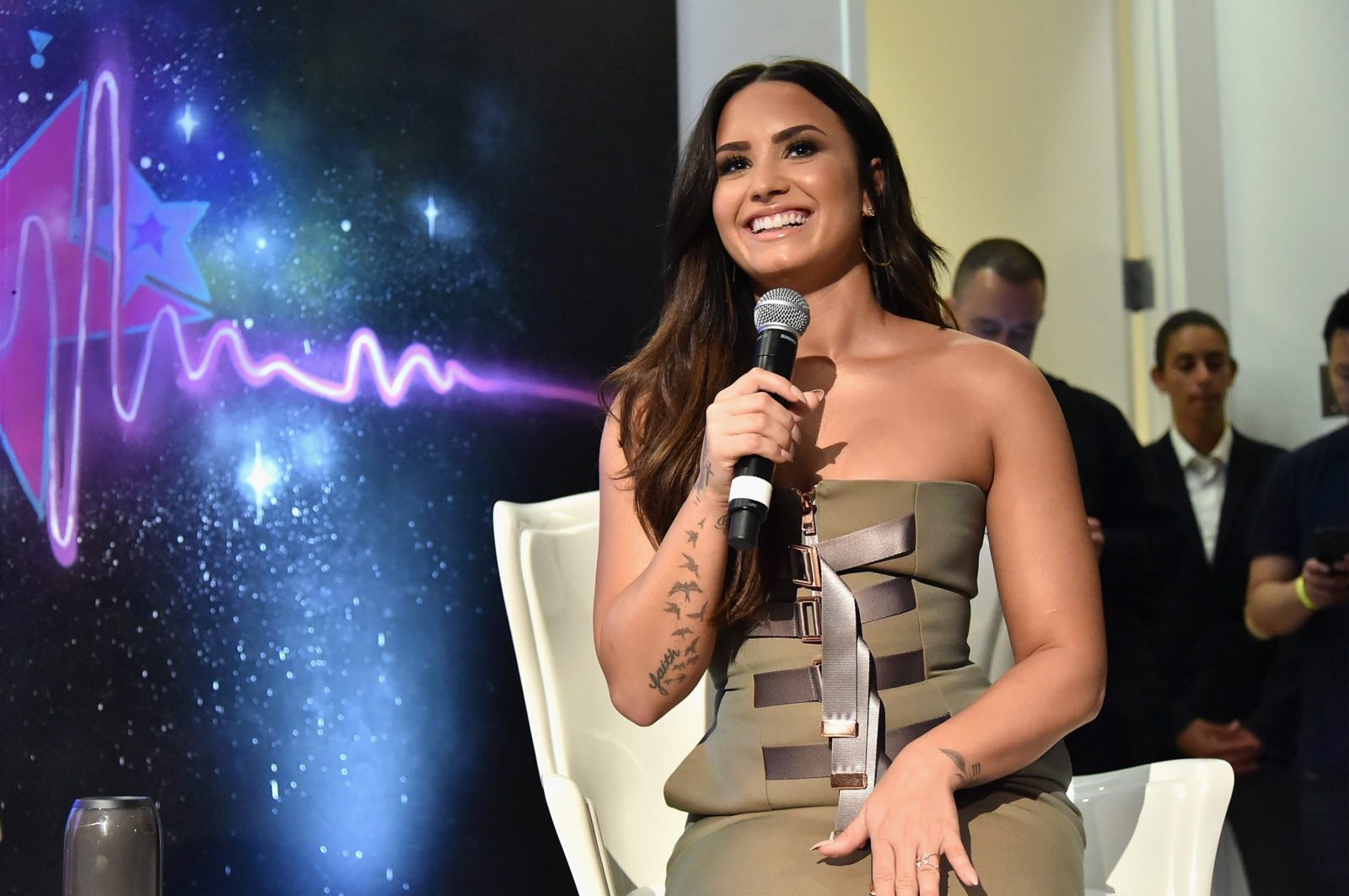 Demi Lovato has said she is open to dating women