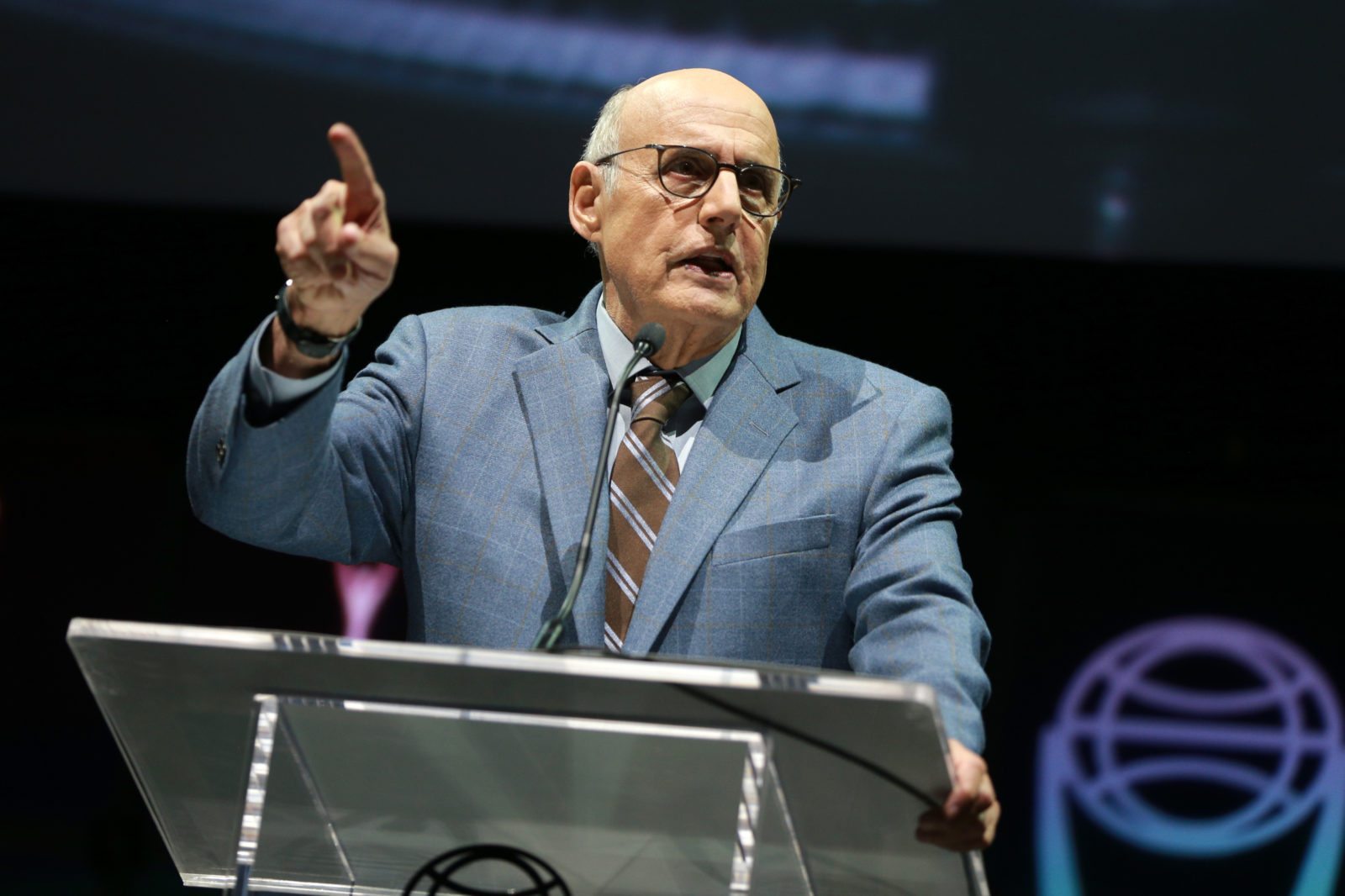 Jeffery Tambor quits 'Transparent' after multiple sexual harassment allegations