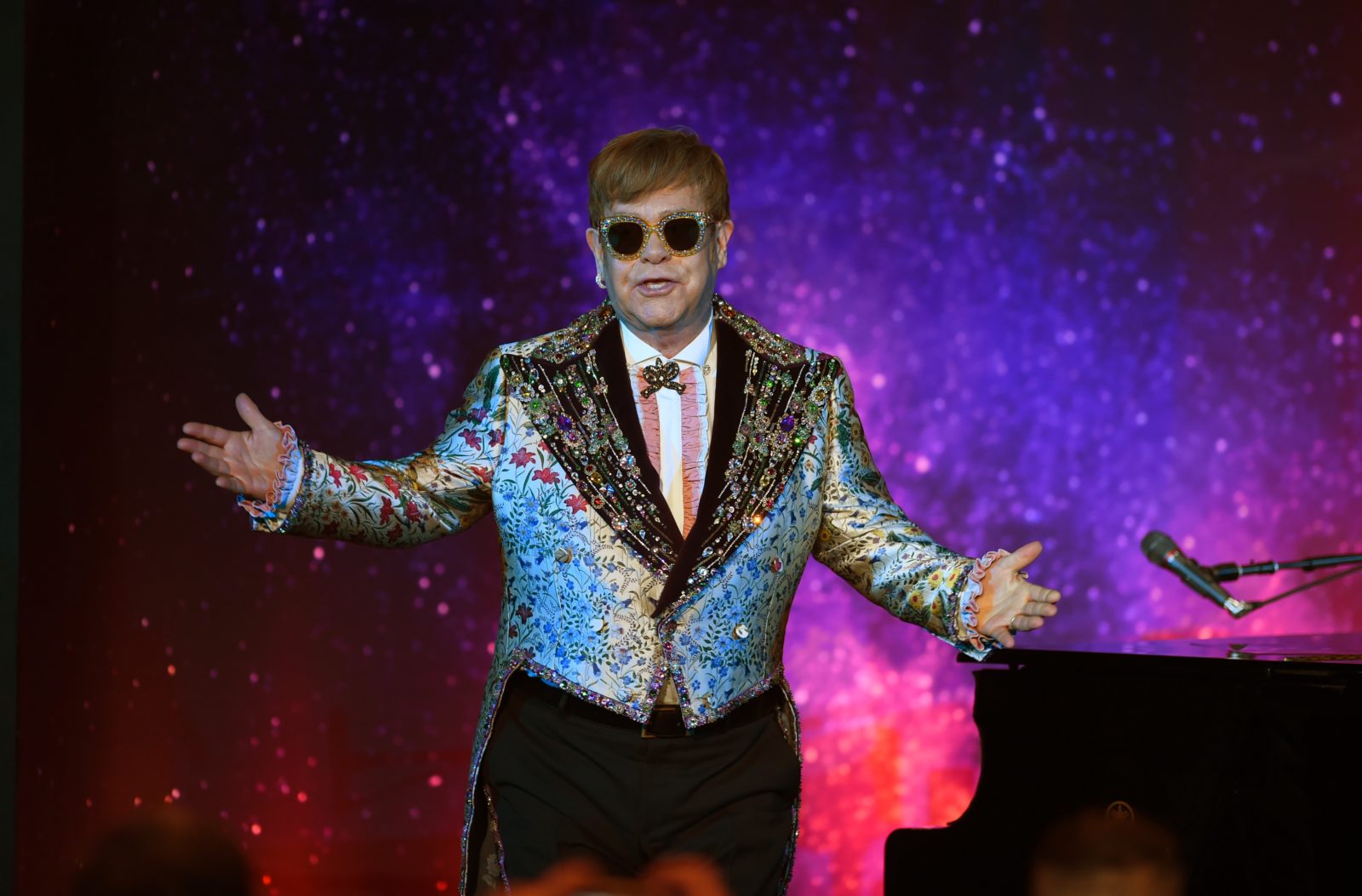 Elton John has only just realised he's led an 'amazing life'