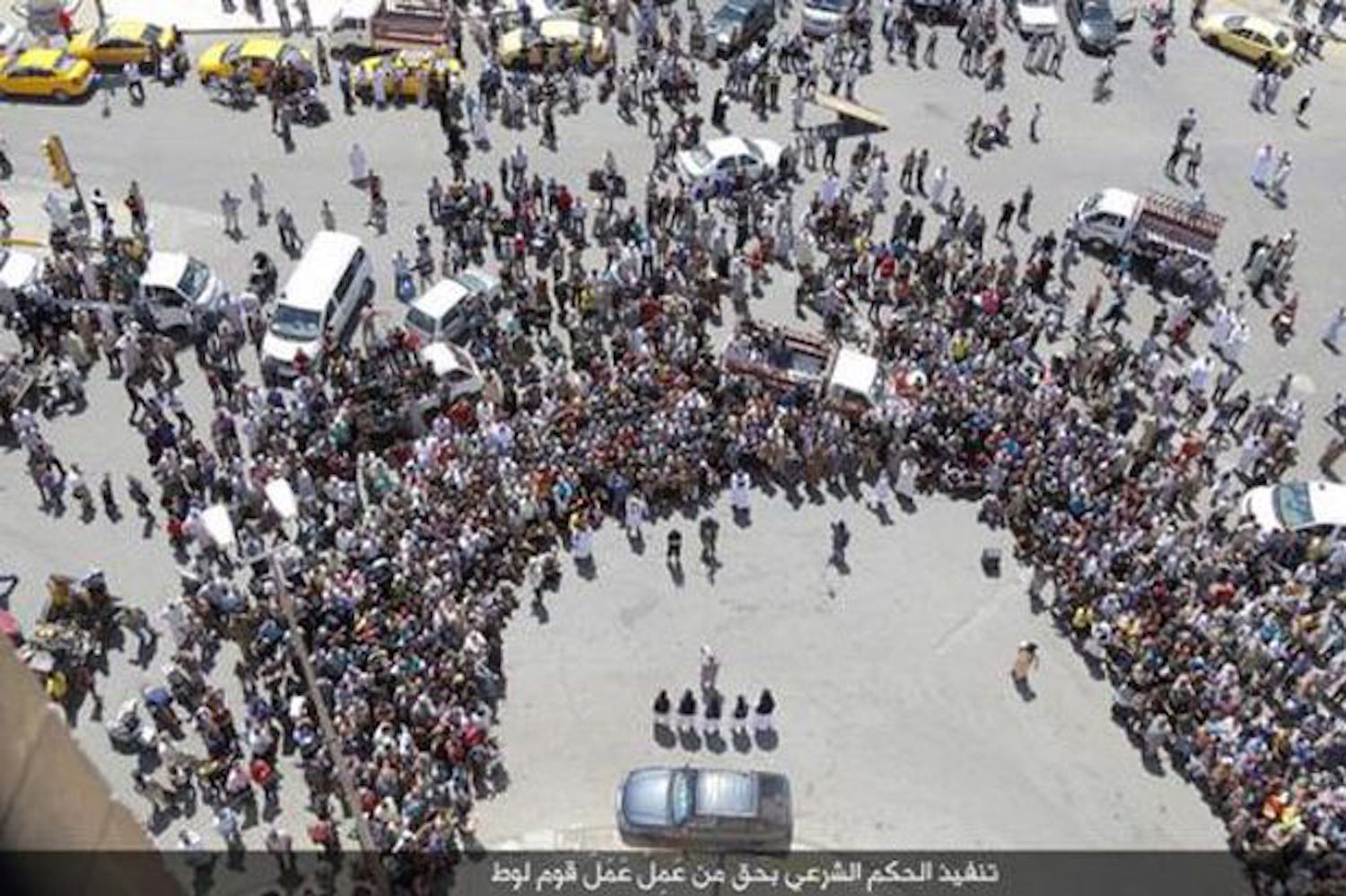 ISIS executes nine men and a boy accused of being gay