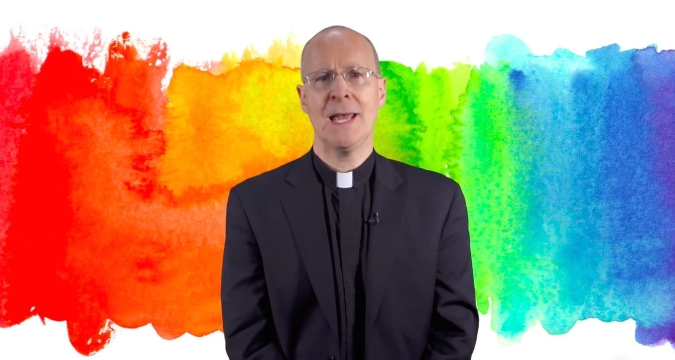 Nearly 10,000 sign petition to remove pro-gay priest from top Catholic Church event