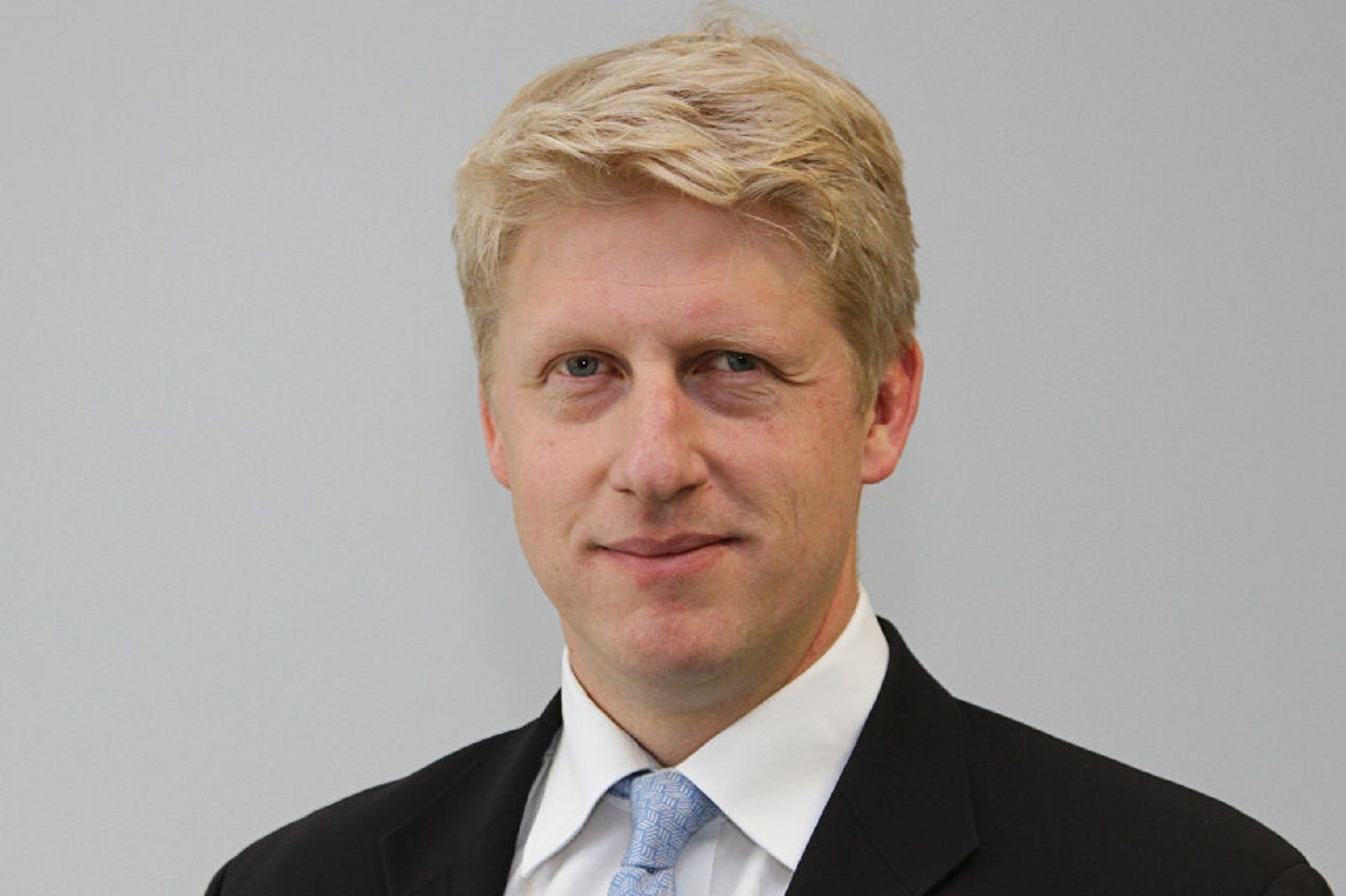 Universities must allow anti-transgender speakers, minister demands