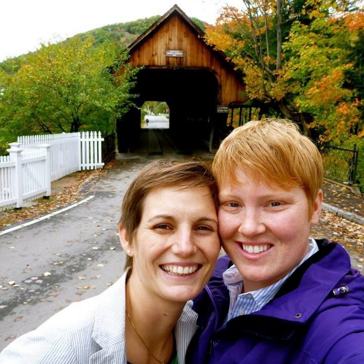 Doctor refuses to treat lesbian couple's newborn baby