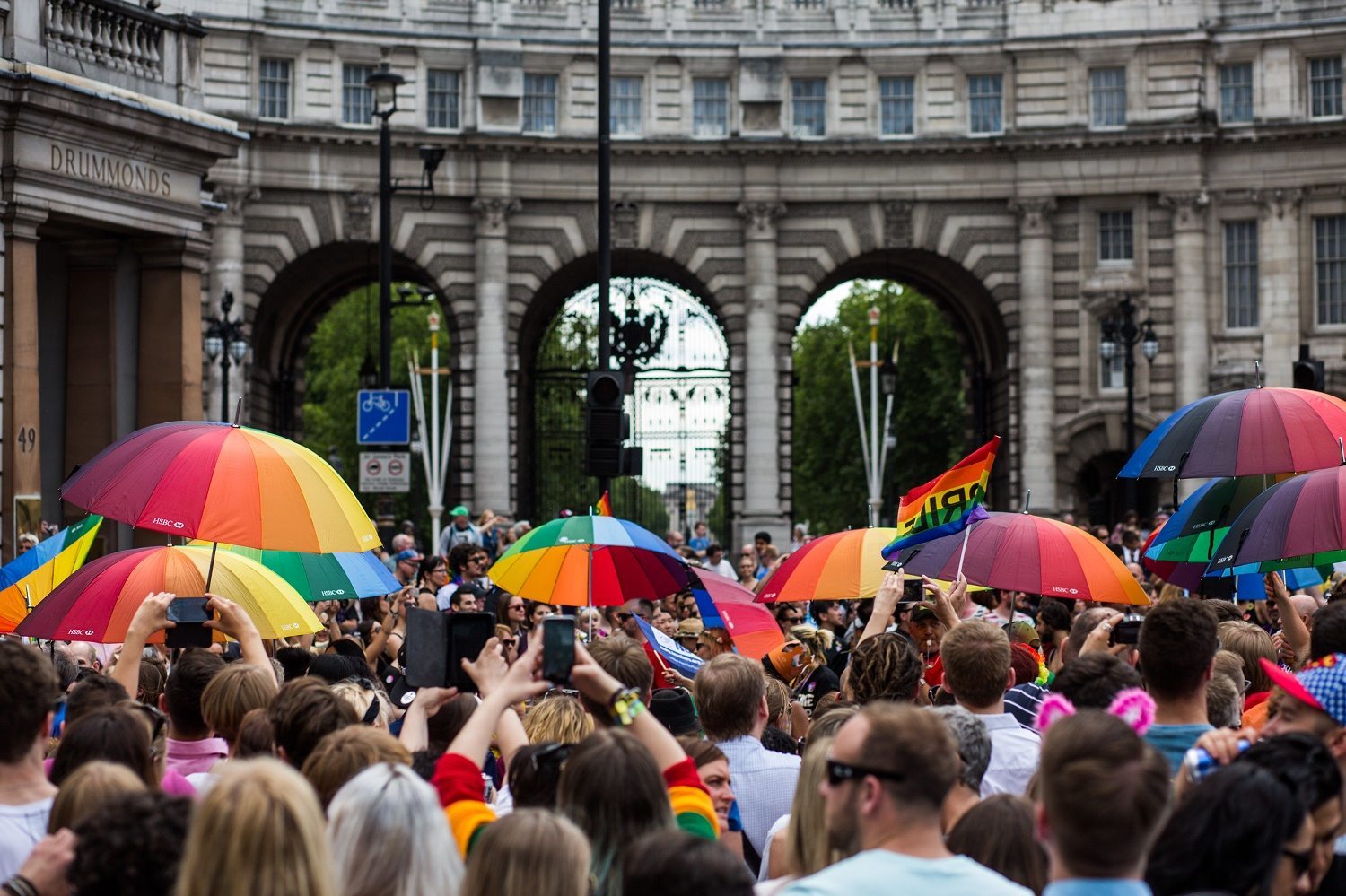 Iconic London gay bar forced to close due to rising rent