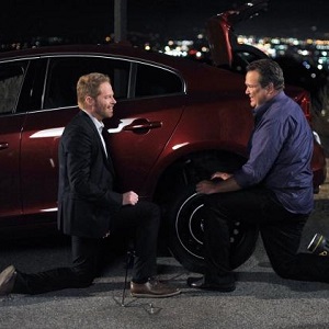 Modern Family producer: Same-sex proposal 'was not about making a political statement'