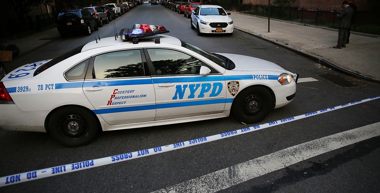 NYPD hunts man who shouted gay slurs as he beat a man on New York street