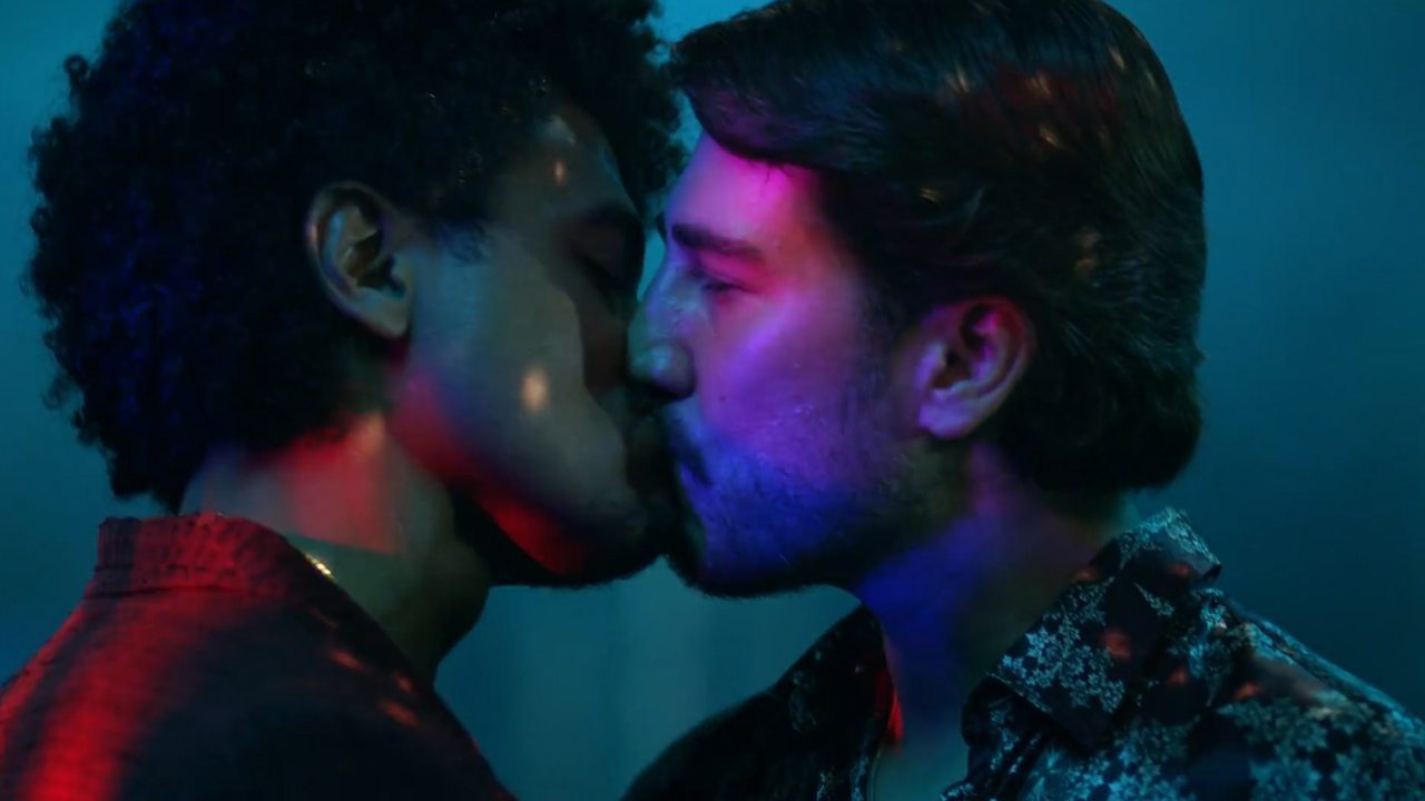 There's six types of straight people who have same-sex experiences, expert says