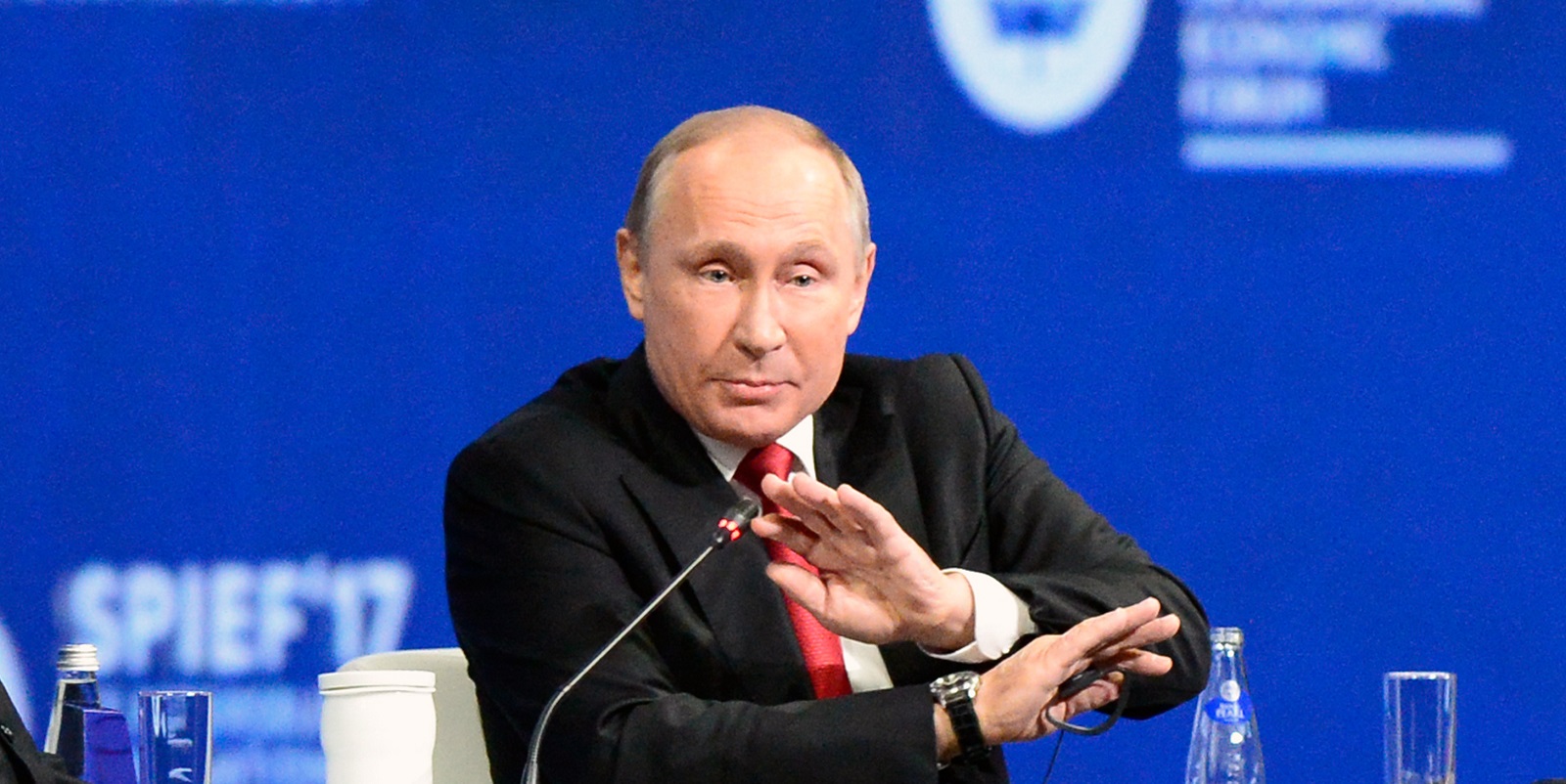 Vladimir Putin: Russia doesn't have a problem with gays
