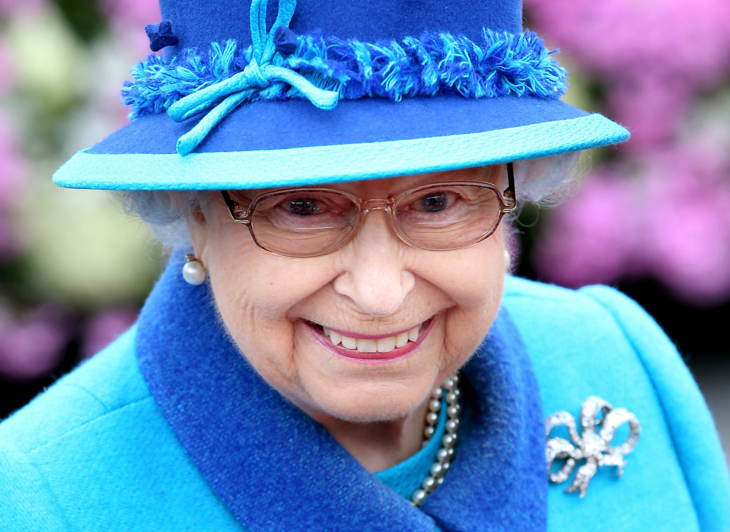 The Queen 'privately opposed' equal marriage but signed it into law anyway, newspaper claims