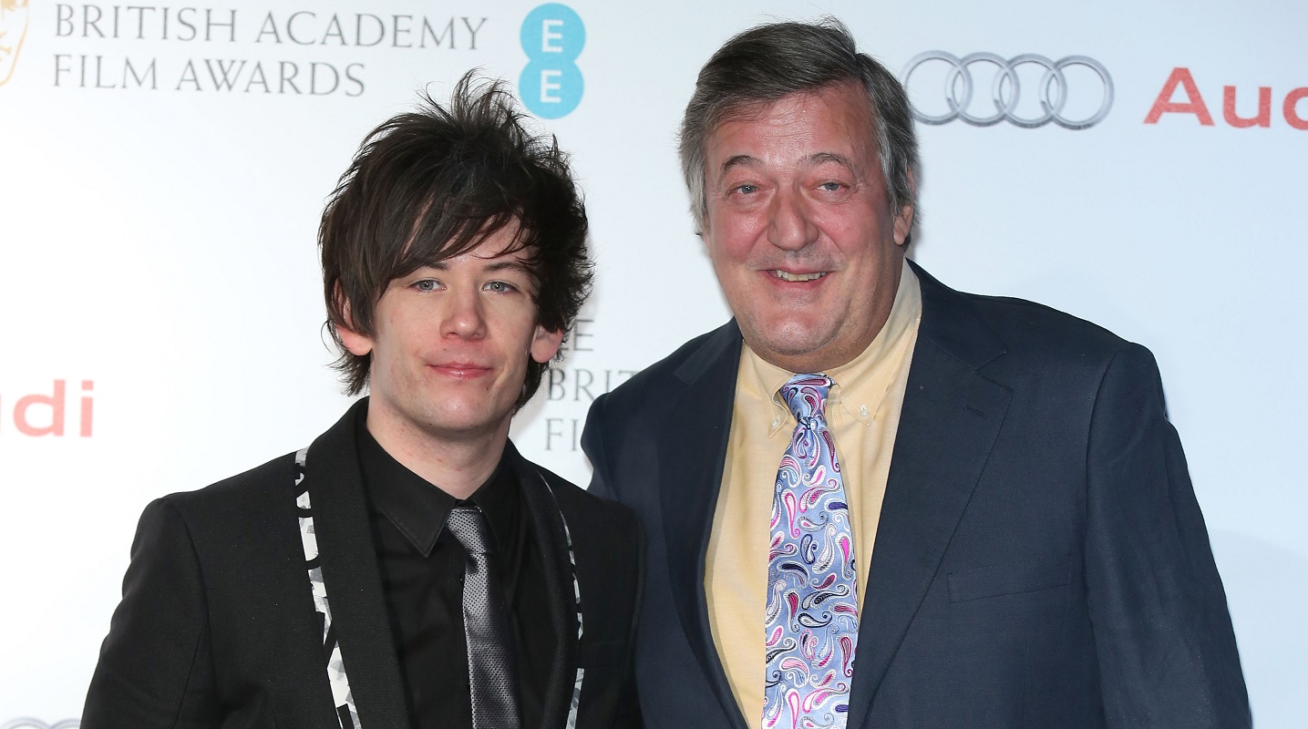 Stephen Fry is now 'leaving the UK' after quitting Twitter