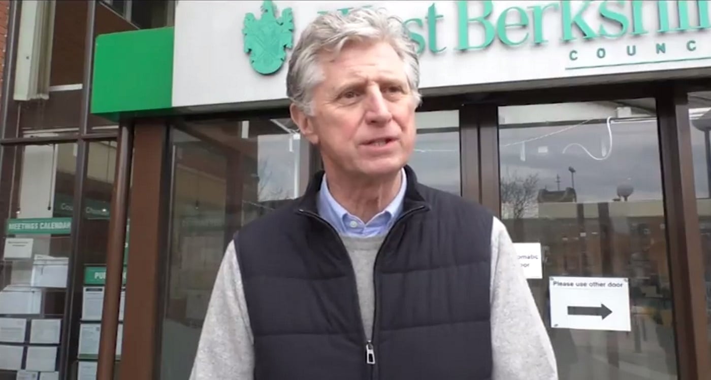 Conservative councillor keeps job after tweet calling non-binary people mentally ill