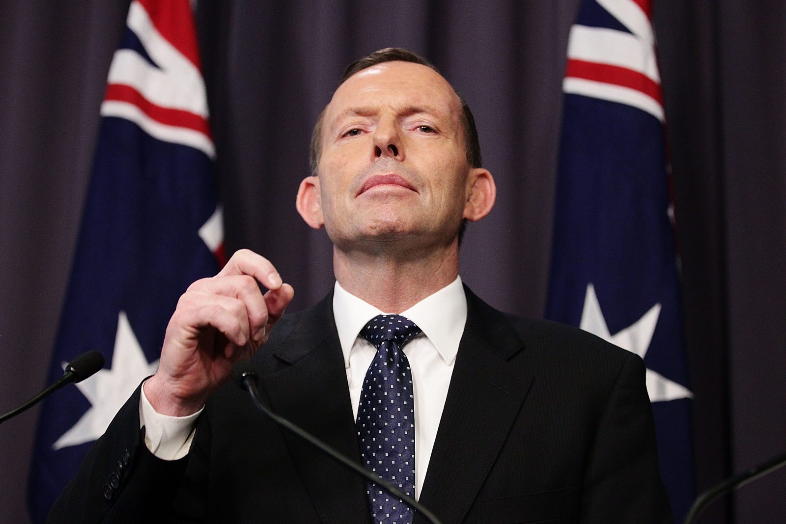 Tony Abbott explains why he didn't vote on same-sex marriage plebiscite he invented