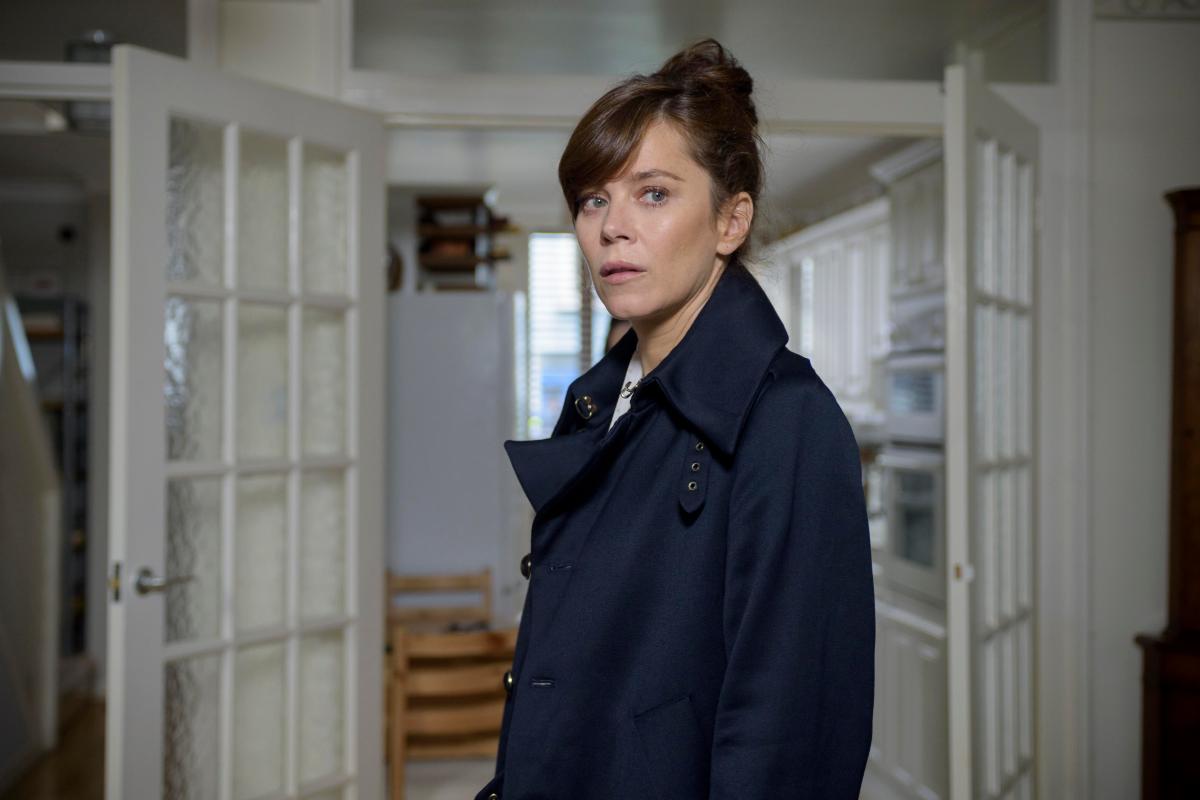Who is Butterfly's Anna Friel? Find out more about the former Brookside star