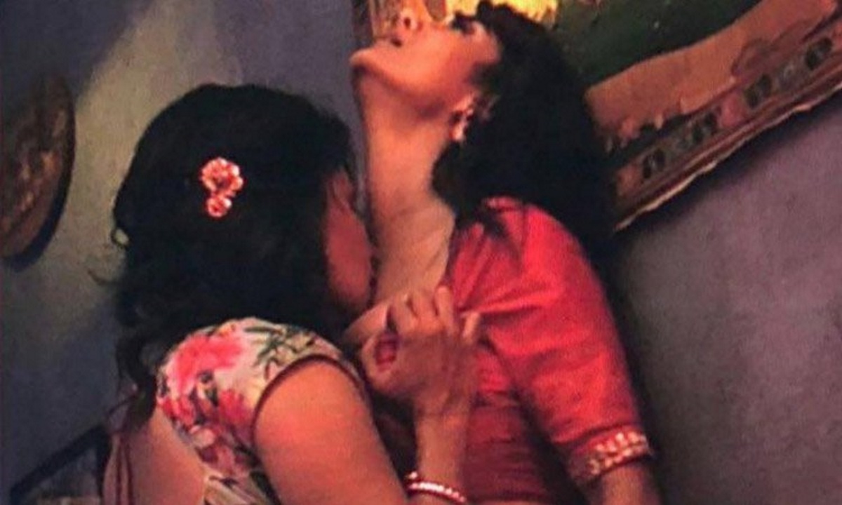 Bollywood actress Flora Saini to star in Gandii Baat 2 lesbian scene