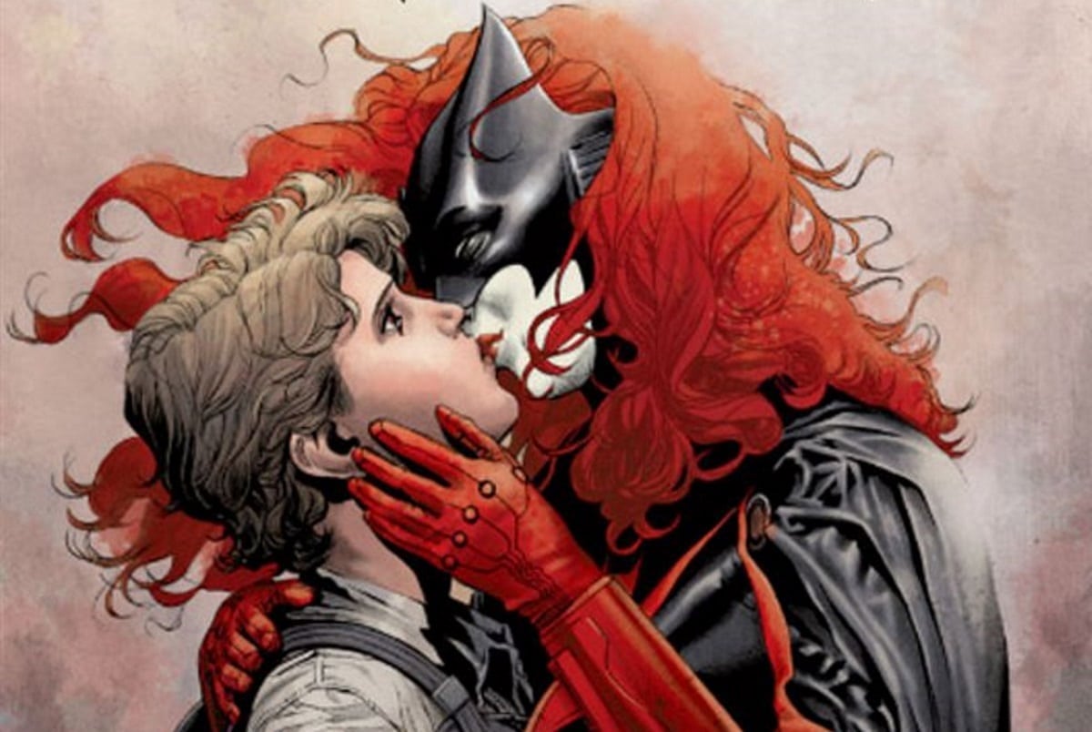 Lesbian Batwoman is coming to a TV near you