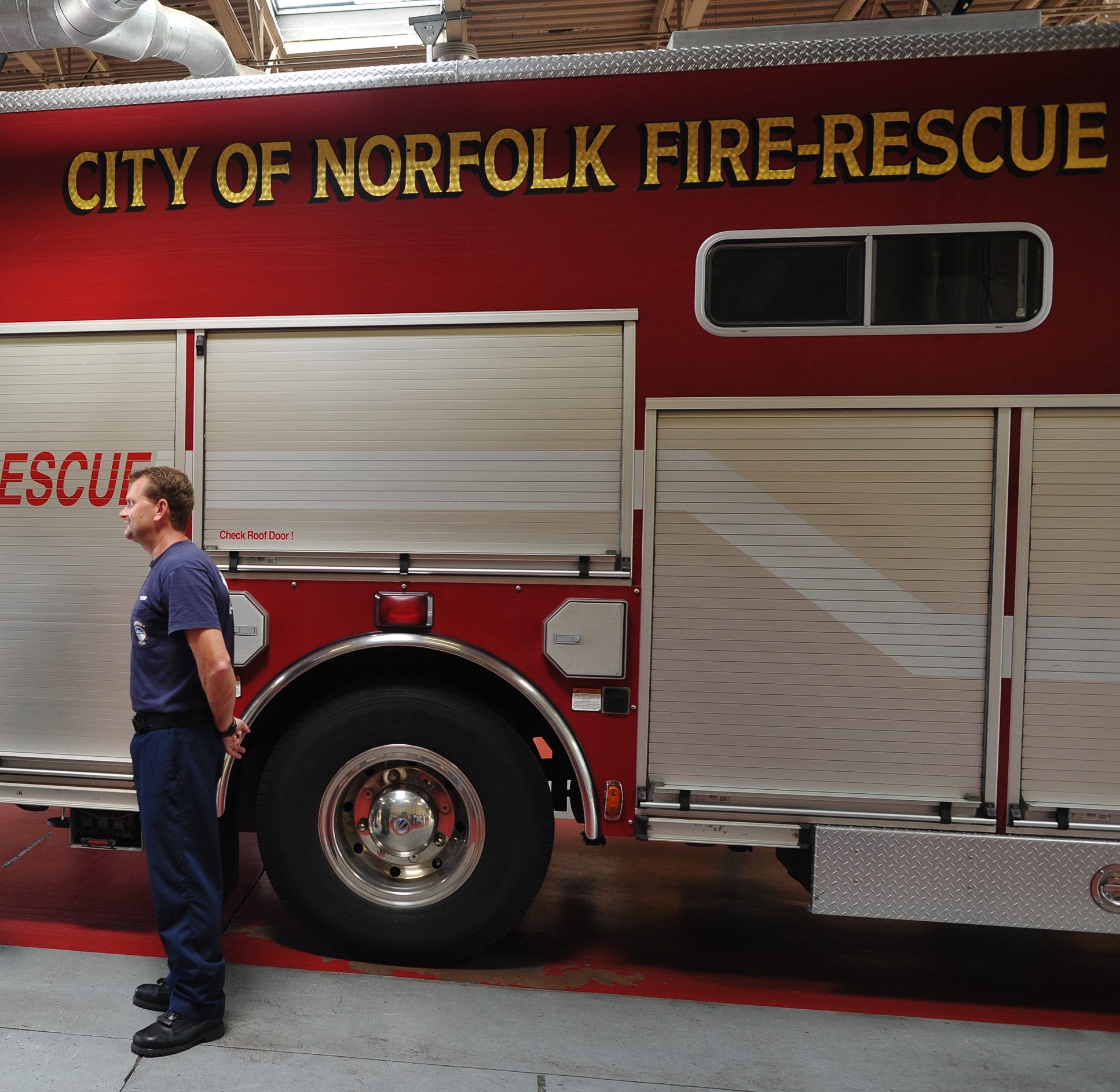 Gay firefighter sues for discrimination over same-sex marriage