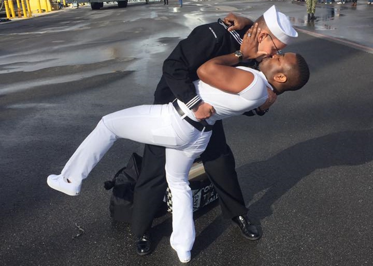 Florida station receives hate for showing sailor's dramatic gay kiss