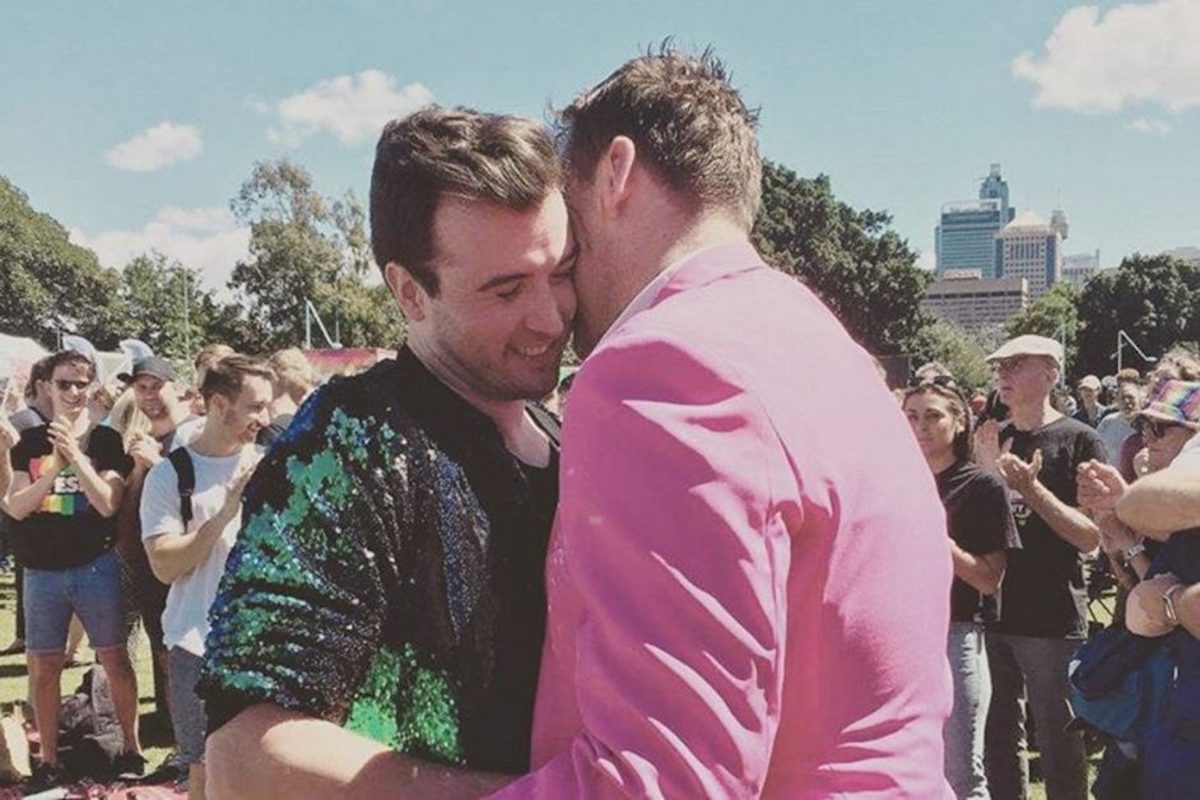 Sydney Mardi Gras celebrates 40 years as first gay couple marry at parade